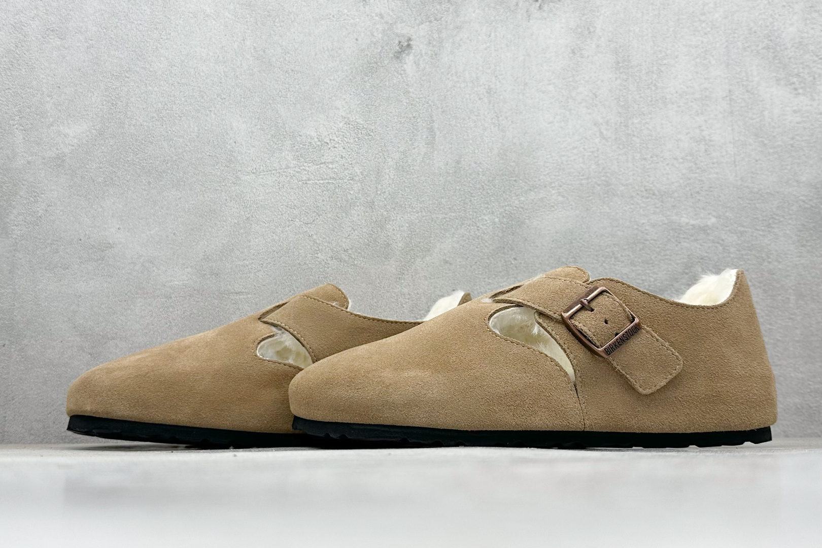240 BK版Birkenstock 博肯全包加绒系列 棕色毛里 0129431