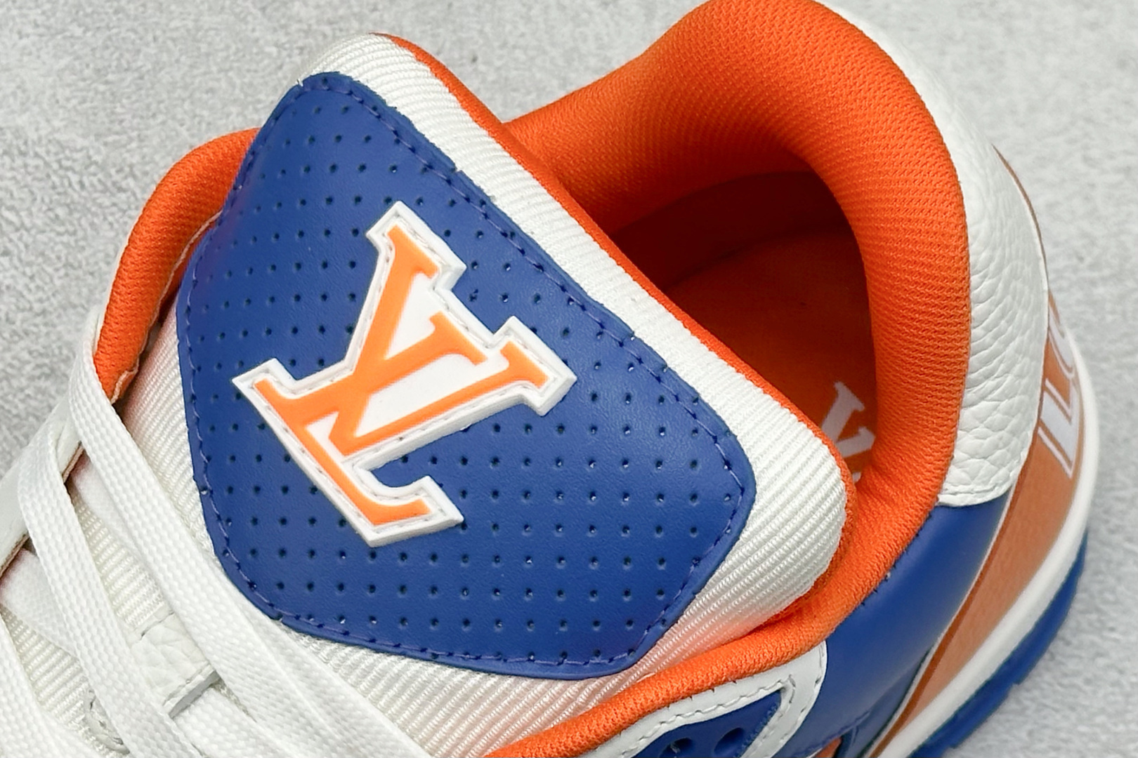 480 Louis Vuitton Trainer lv时装走秀运动鞋