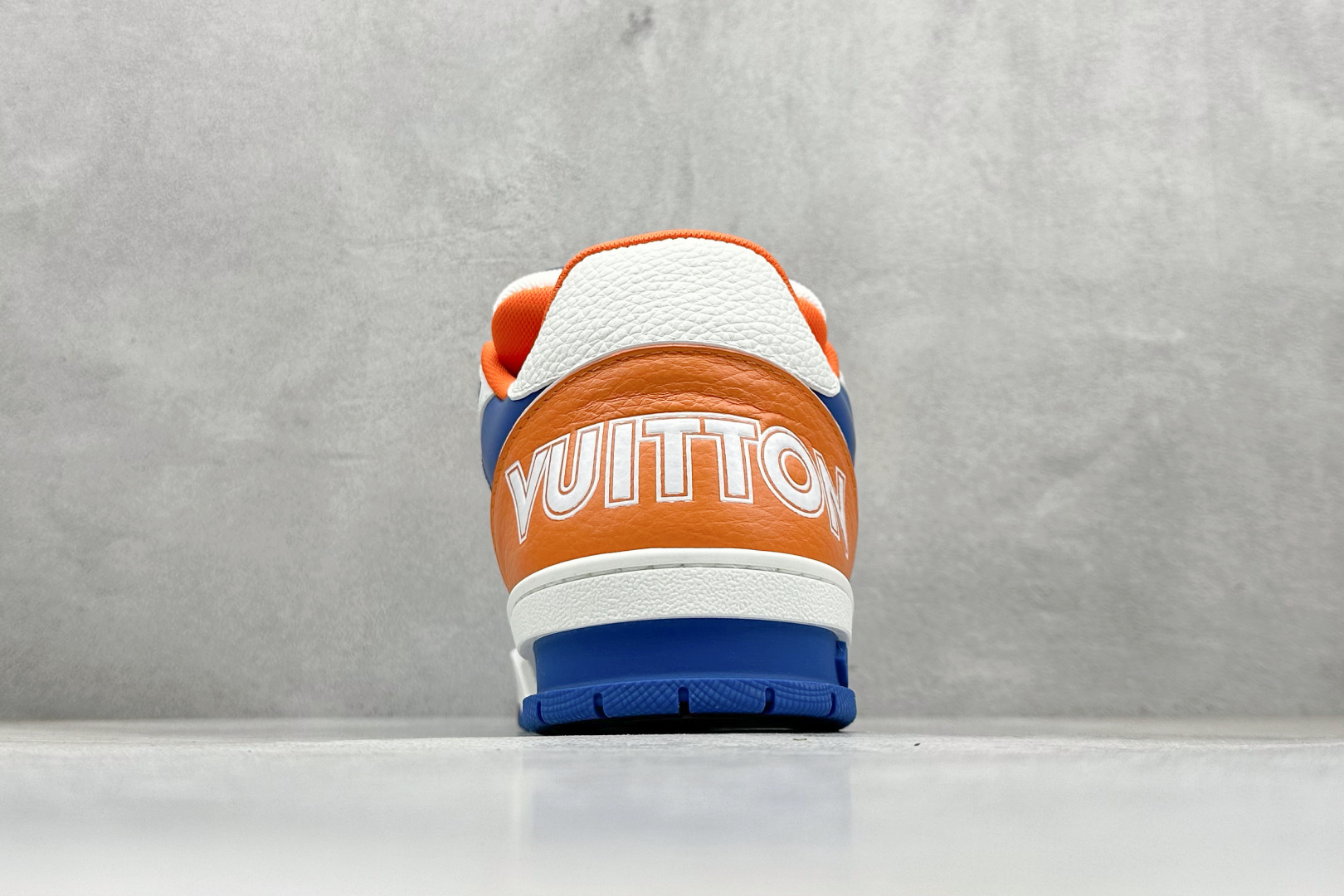 480 Louis Vuitton Trainer lv时装走秀运动鞋