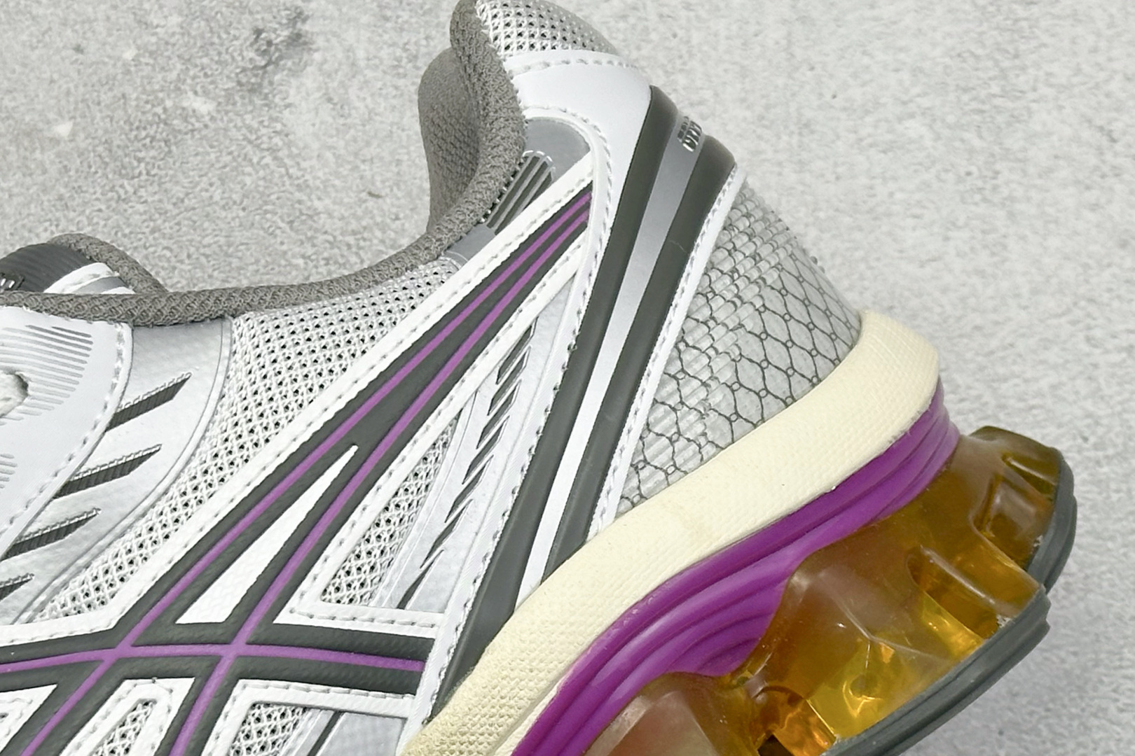 210 Asics Gel-Kinetic Fluent 亚瑟士运动休闲透气专业跑鞋 1203A591-100