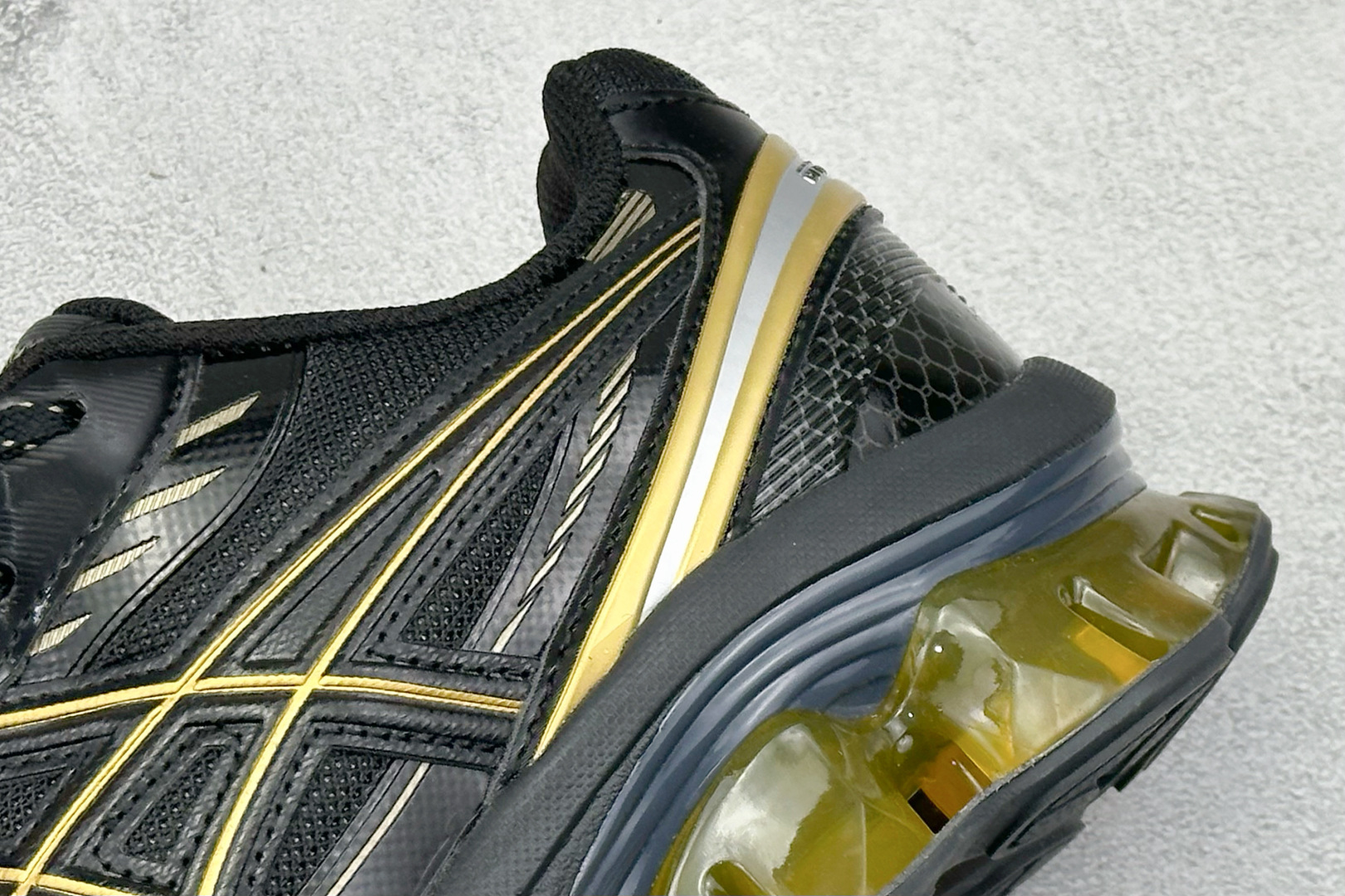 210 Asics Gel-Kinetic Fluent 亚瑟士运动休闲透气专业跑鞋 1203A591-001