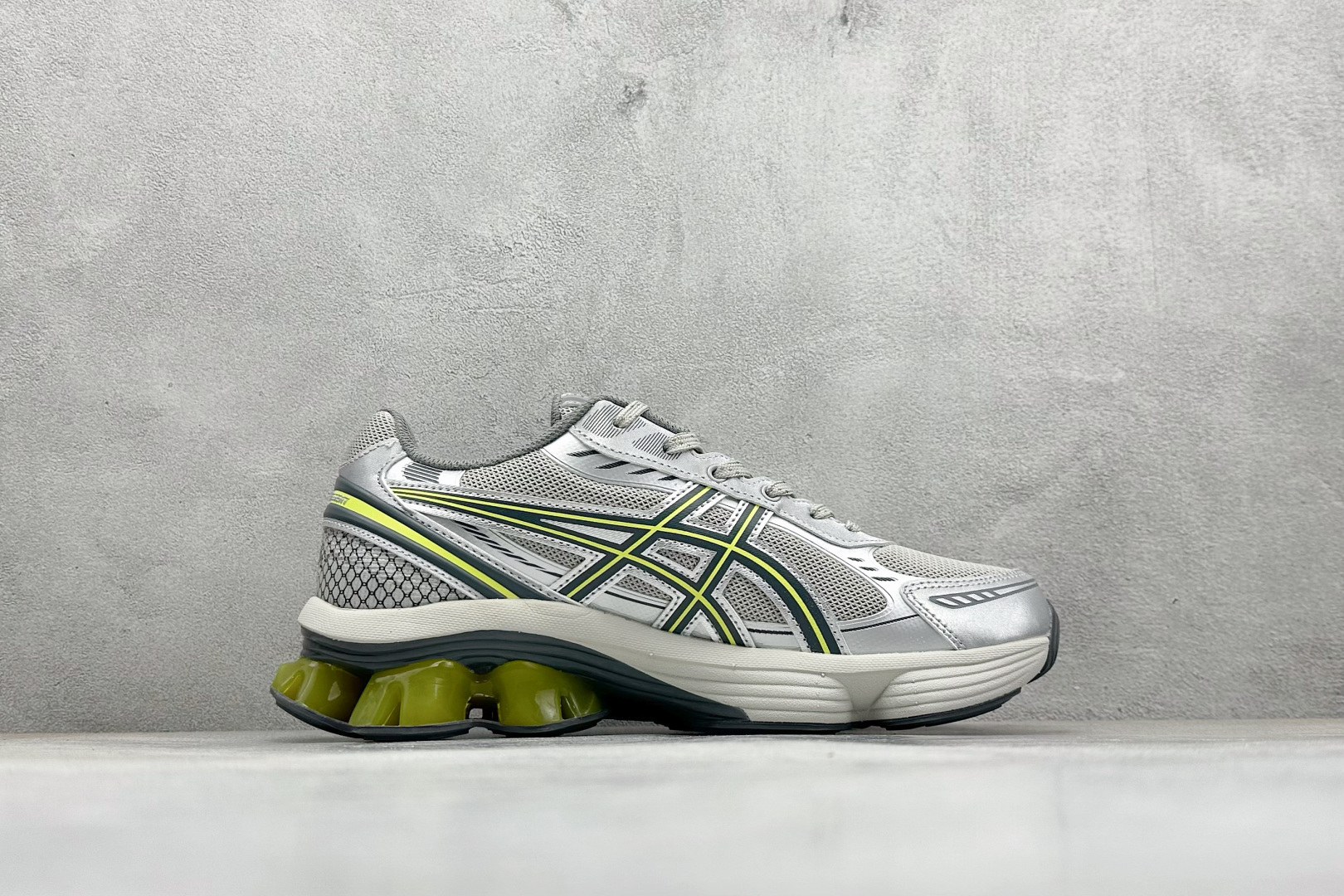 210 Asics Gel-Kinetic Fluent 亚瑟士运动休闲透气专业跑鞋 1203A591-020