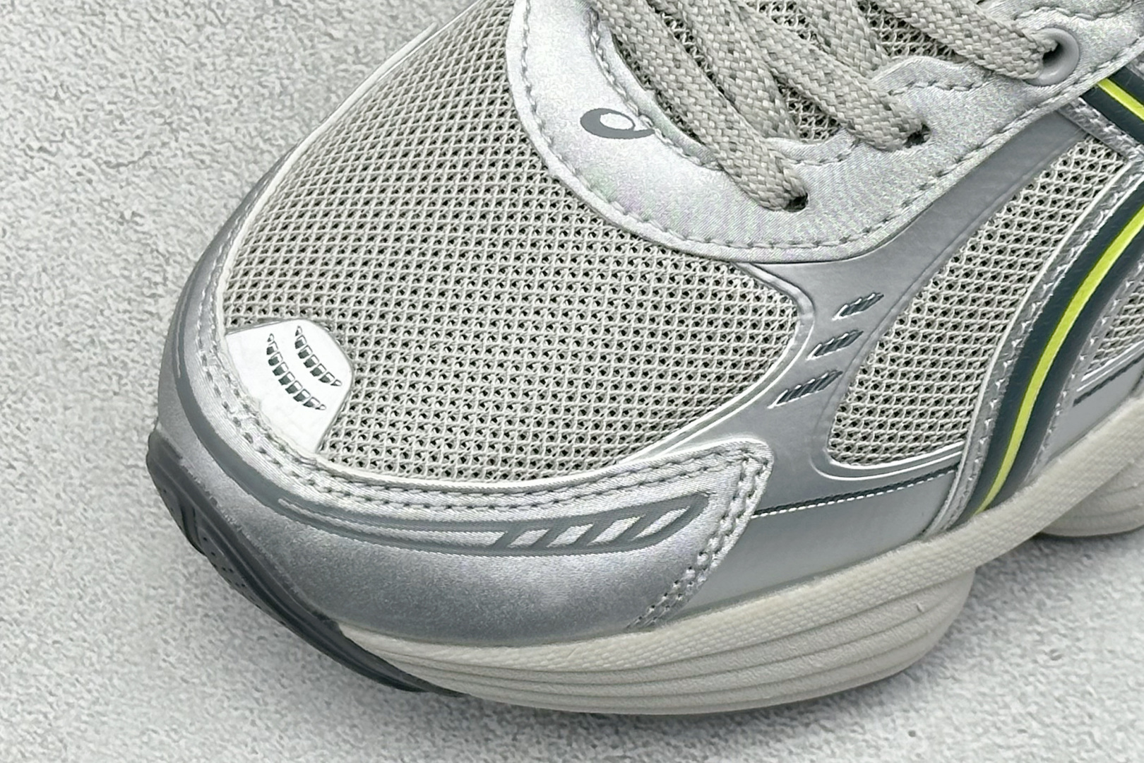 210 Asics Gel-Kinetic Fluent 亚瑟士运动休闲透气专业跑鞋 1203A591-020