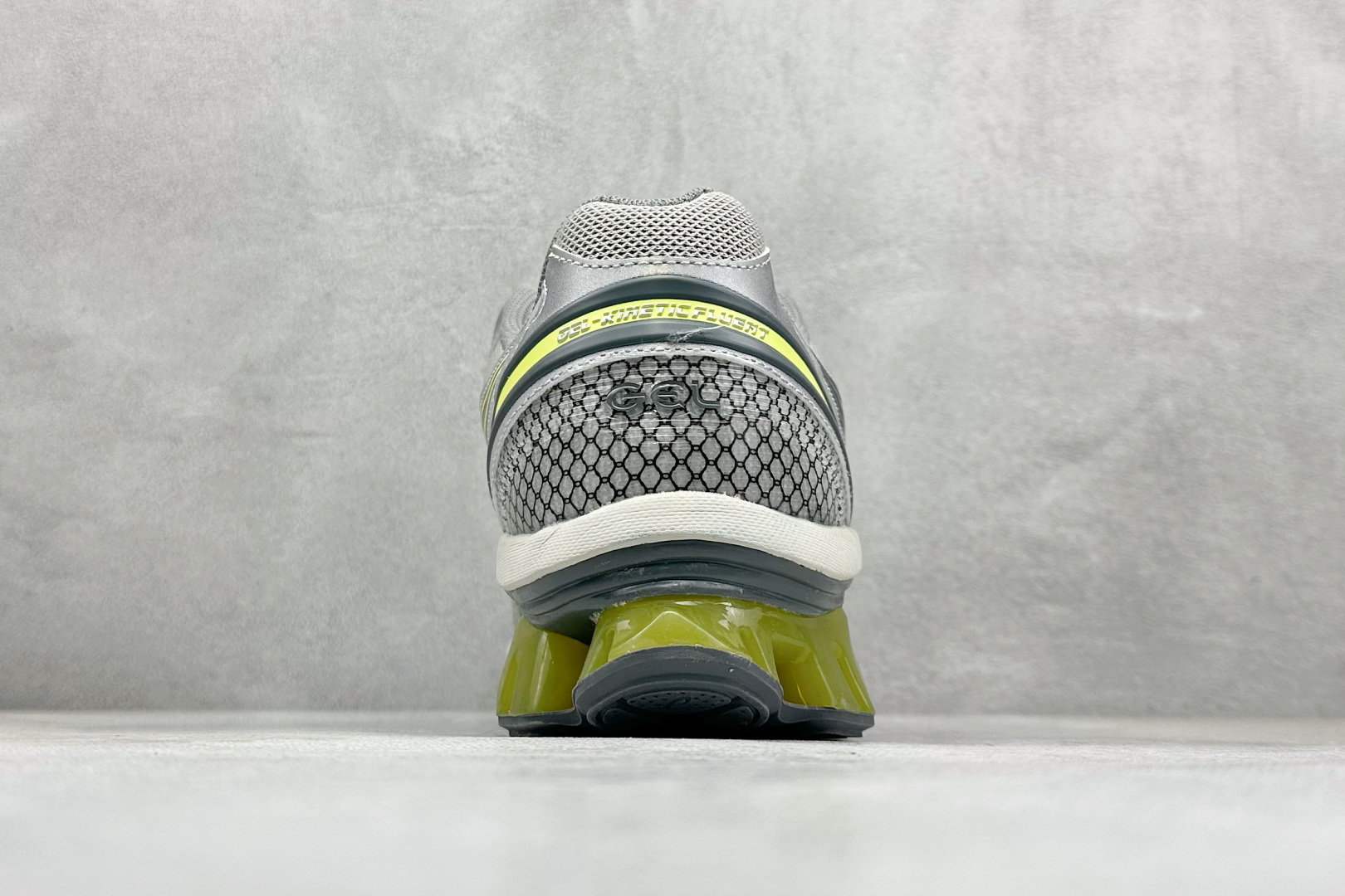 210 Asics Gel-Kinetic Fluent 亚瑟士运动休闲透气专业跑鞋 1203A591-020