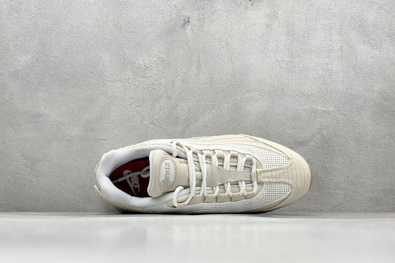 200 Nike Air 95 复古减震气垫跑鞋 HM4743-100