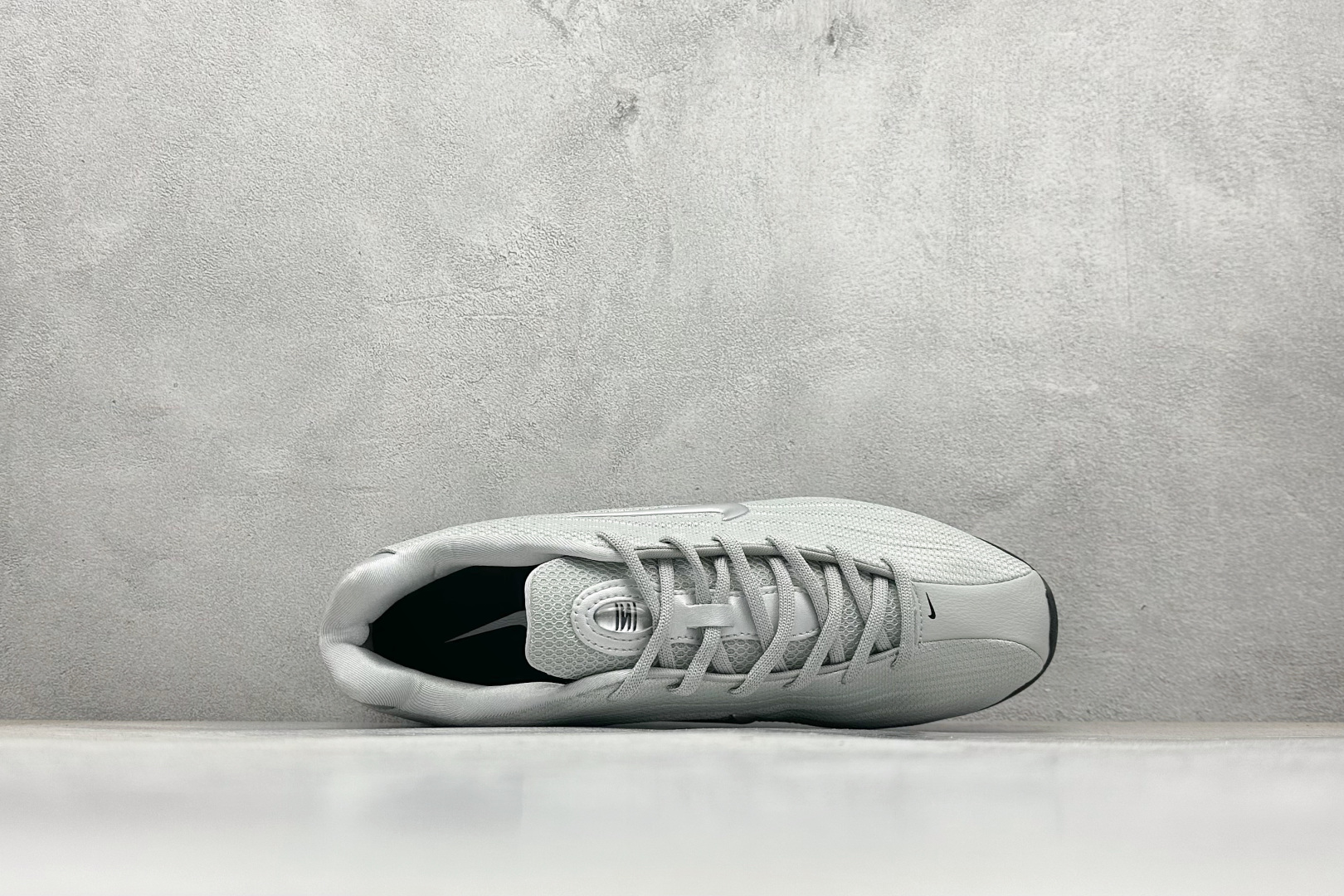 🌹 Nike Shox Z 耐克专利弹簧气柱跑步鞋 货号：HQ7540-001尺码：36 36.5 37