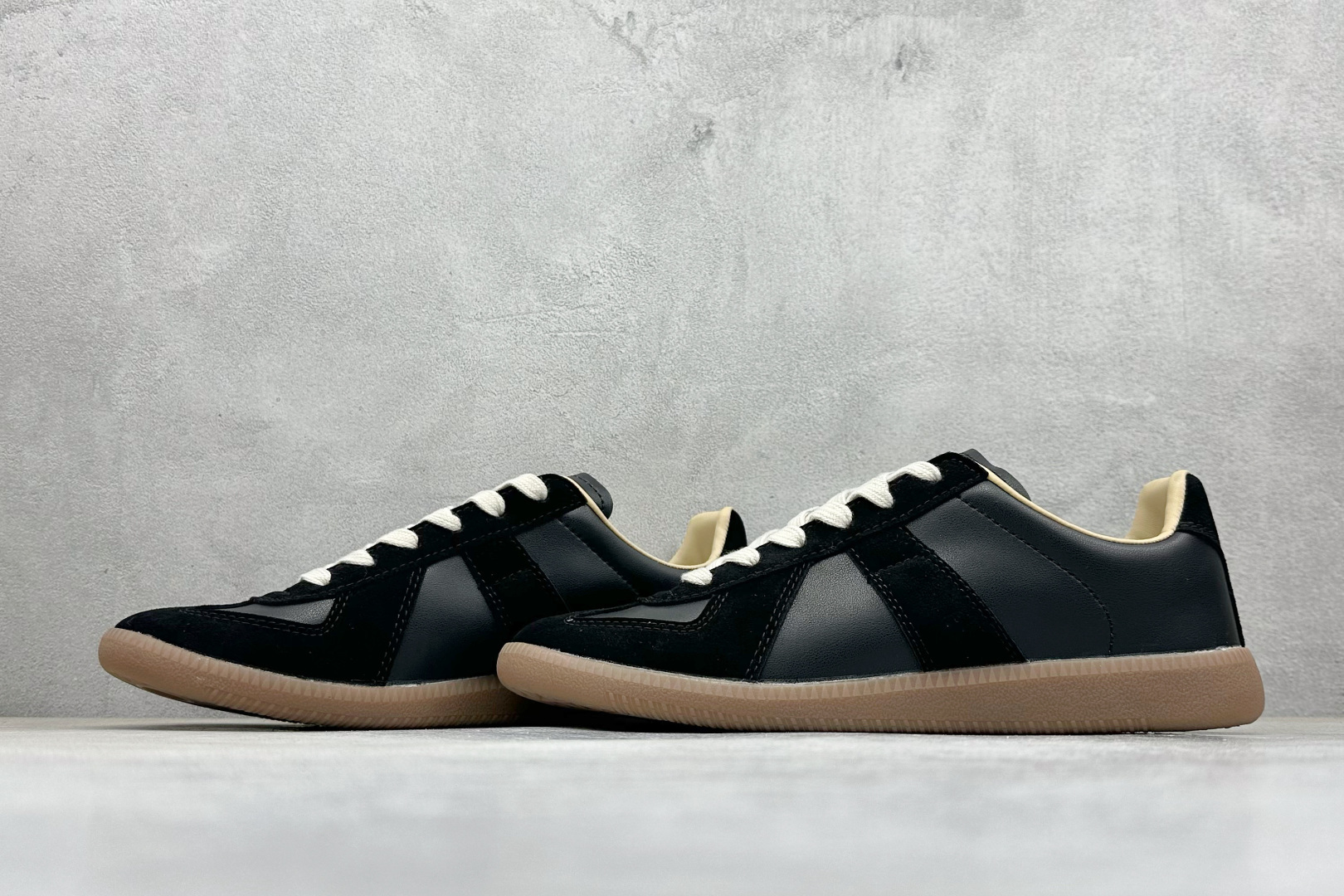 190 S版 Maison Margiela梅森马吉拉Replica 休闲低帮德训鞋 S57WS