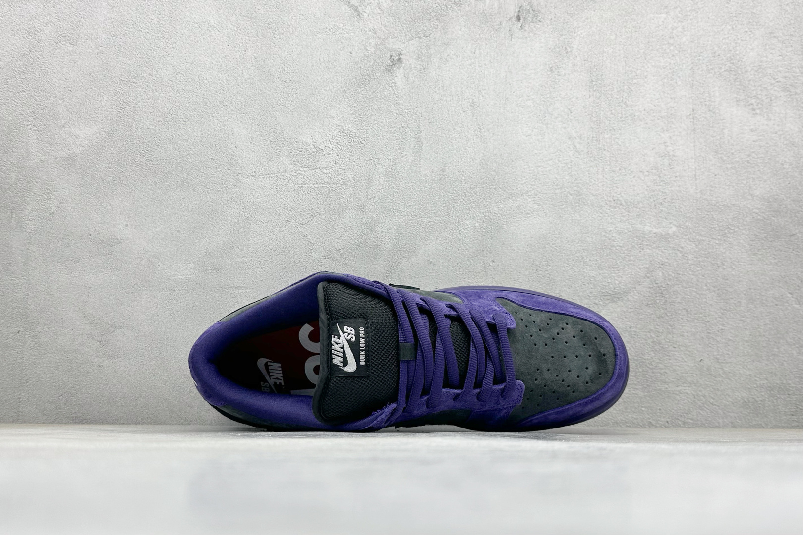 340 S2纯原Nike Dunk SB DUNK LOW PRO QS x Supreme 欧洲限定 紫黑 HQ8487-500