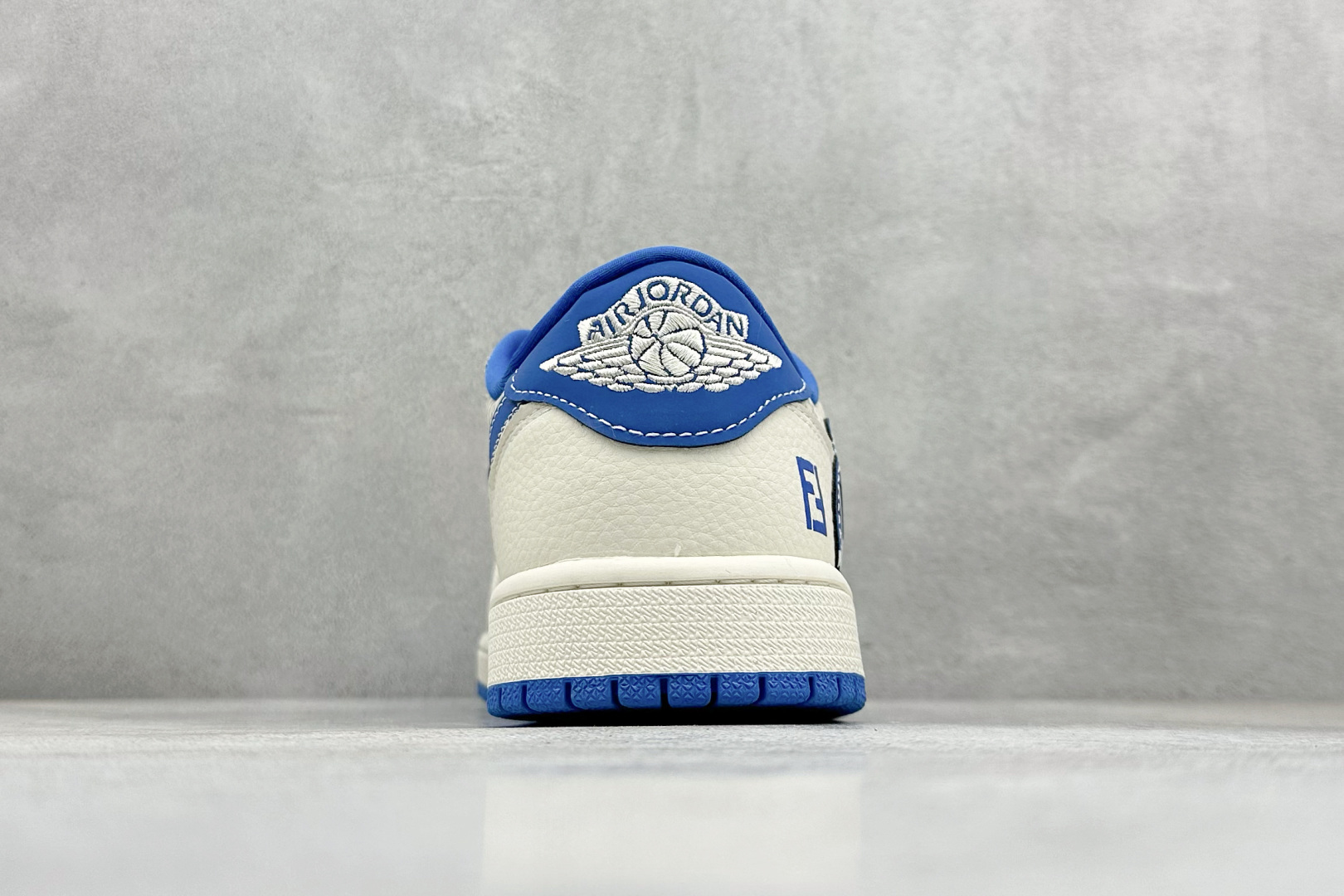 280 XC版Travis Scott x Fragment Design x Jordan Air Jordan 1 Low SP “芬迪联名——花蓝勾” XS2025-080