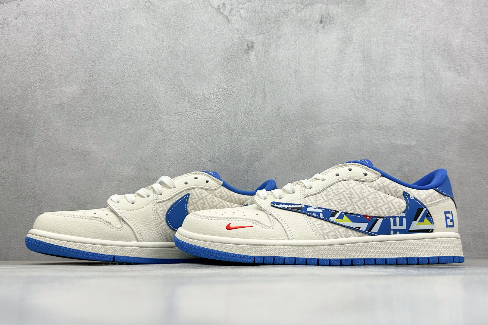 280 XC版Travis Scott x Fragment Design x Jordan Air Jordan 1 Low SP “芬迪联名——花蓝勾” XS2025-080