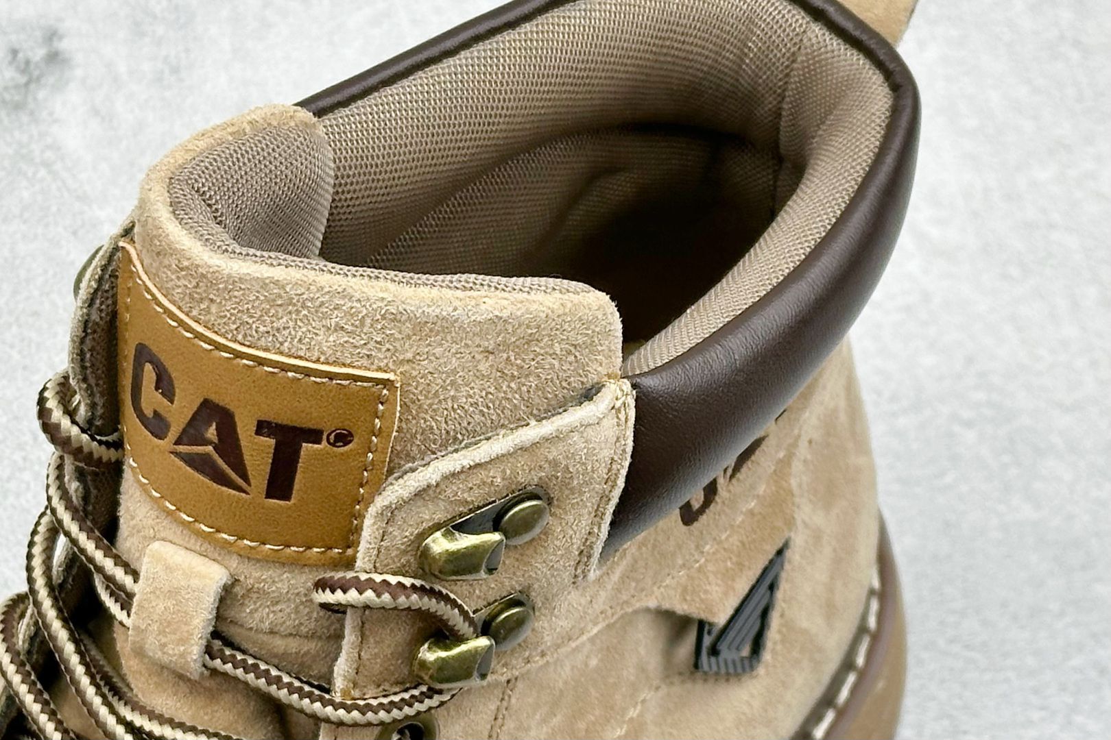 280 CAT卡特 硬汉推土机品牌经典百搭户外休闲大黄靴系列 P721906