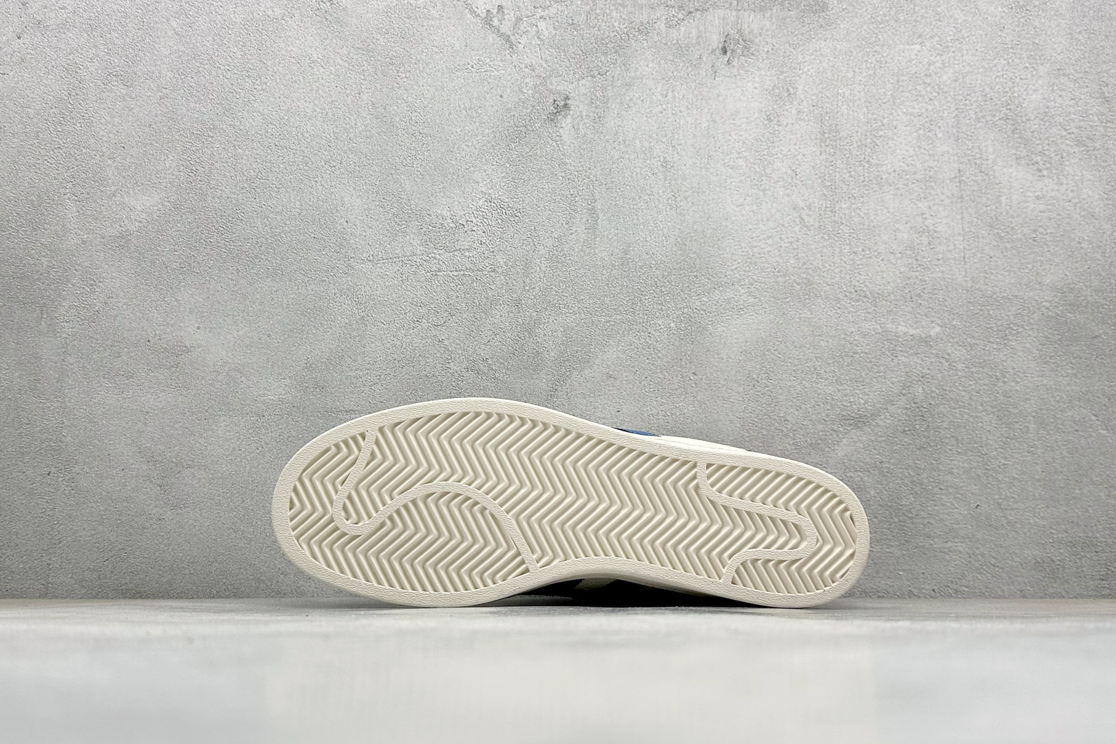 220 AD Originals Superstar x BAPE x Superme 白蓝红 QC2602