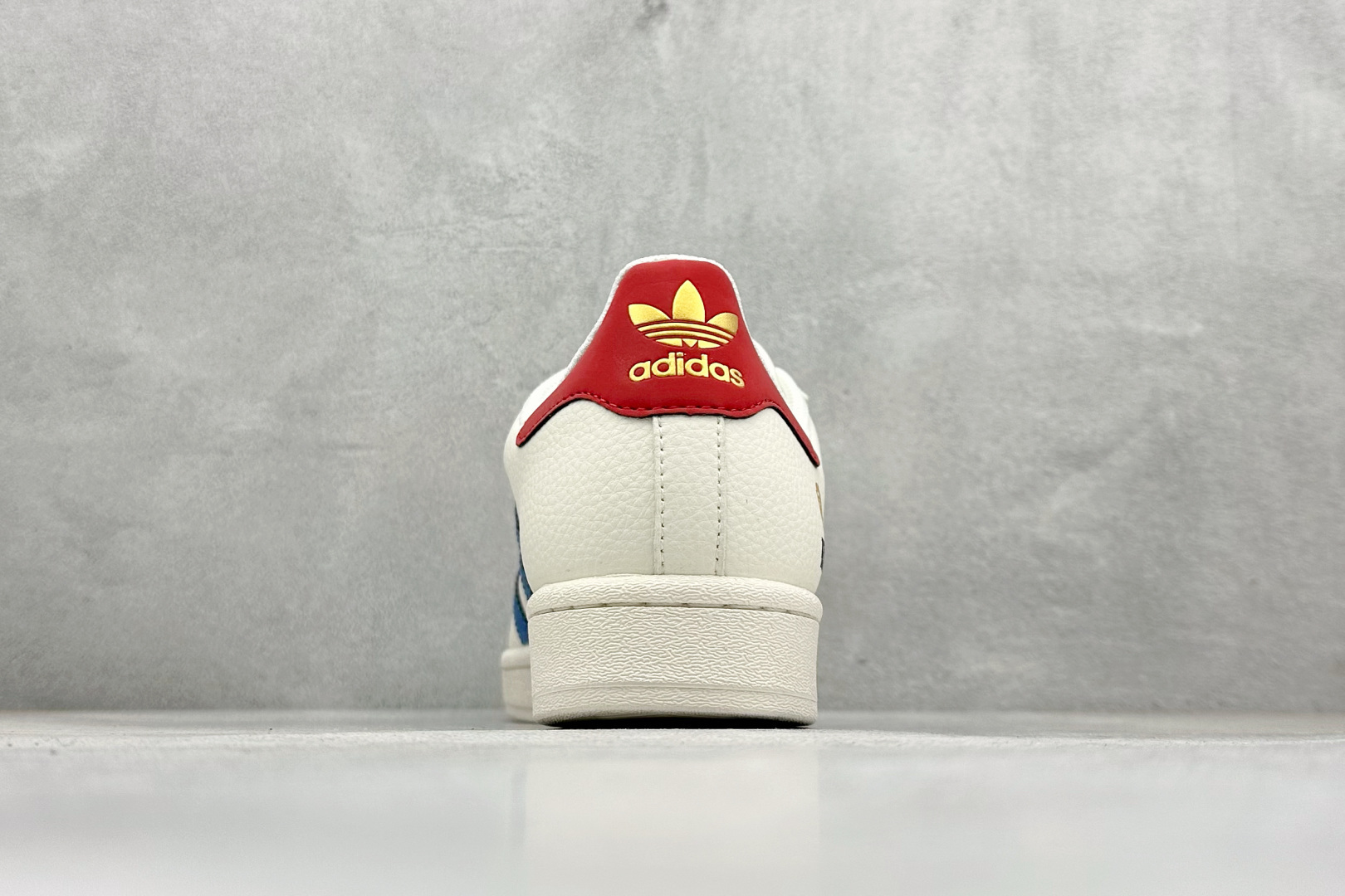 220 AD Originals Superstar x BAPE x Superme 白蓝红 QC2602