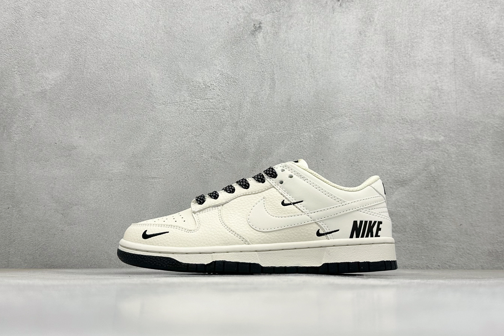 Nike SB Dunk Low Nk联名 周年高端定制 低帮休闲板鞋 #定制鞋盒 大厂纯原品质出货 超高清洁度 皮料切割干净无任何毛边 细节完美 货号:NK5639-321 编码:27