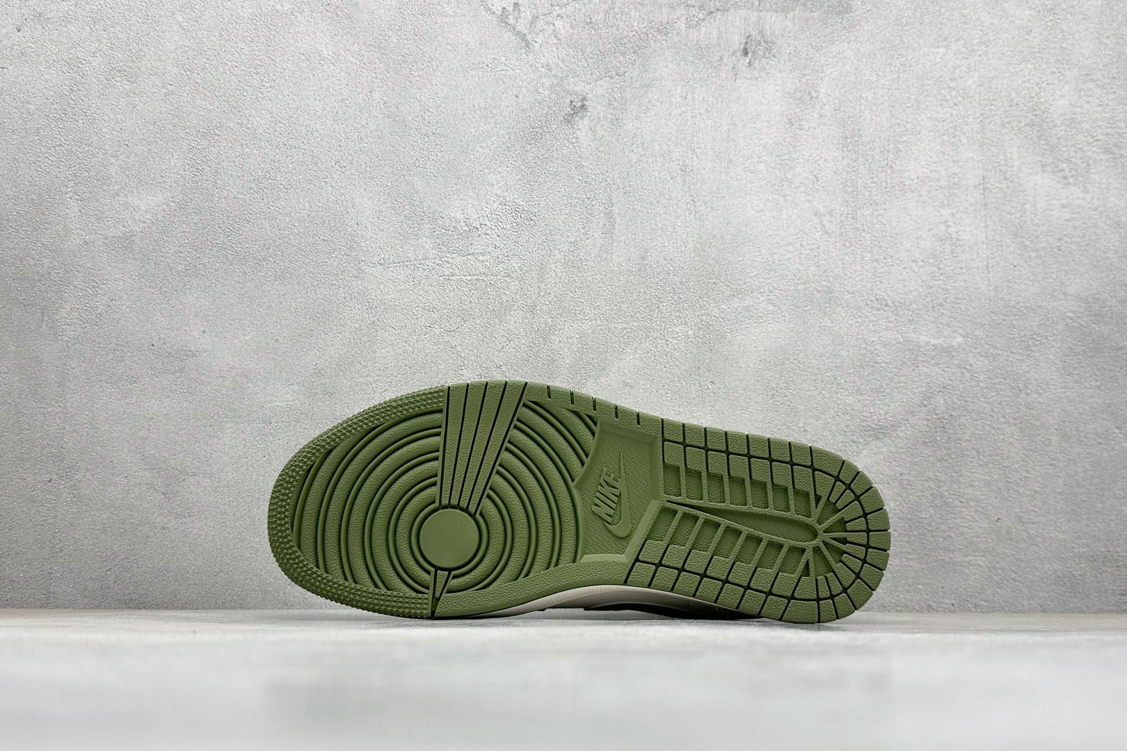 280 Air Jordan 1 Low AJ1 乔1古驰联名 米军绿 XX3168-168