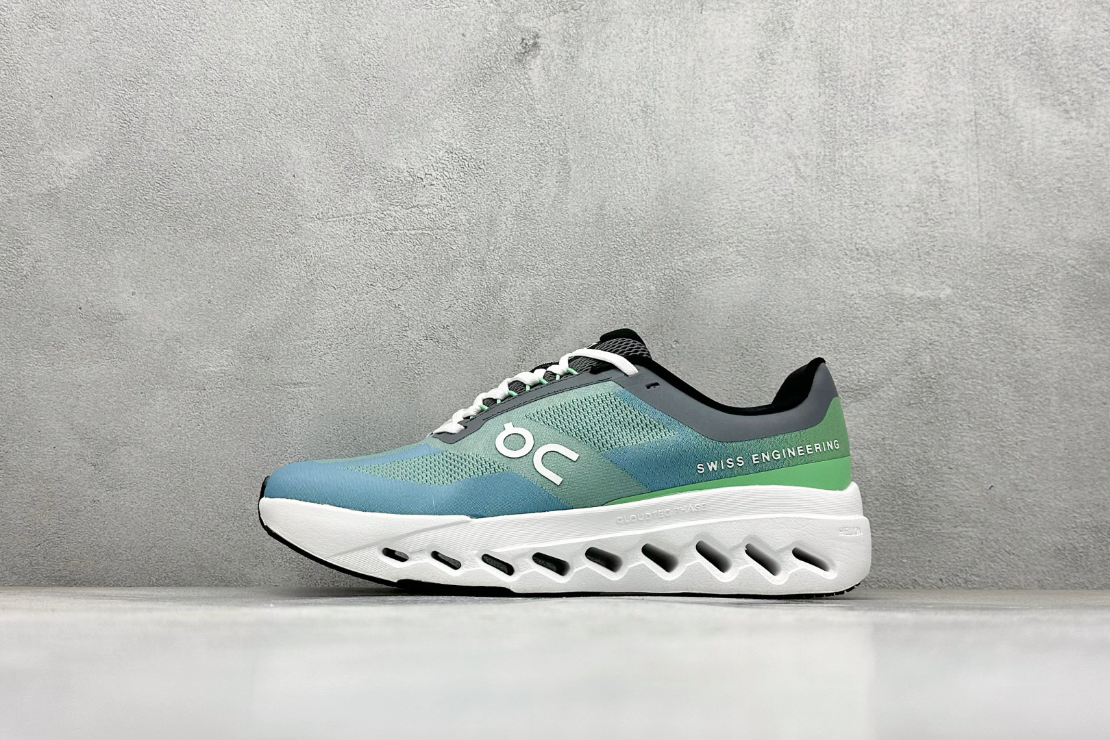 NO:553054,[Ready stock] Terminal store Item No. 3ME30193209 Size 36 36.5 37 38 38.5 39 40 40.5 41 42 42.5 43 44 44.5 45 Code 28, sports shoes series, sneakers19860909【現貨】 终端放店 XD版On昂跑 Cloudsurfer Next 舒适百搭防滑耐磨低帮休闲跑步鞋 #原数据开发纸版楦型 #采用人体工程超薄透气网织布鞋面材质#搭镂空CloudTec科技泡棉缓震(4.5cm厘米)加厚中底 #外置耐磨防滑橡胶底片！ 货号3ME30193209 尺码36 36.5 37 38 38.5 39 40 40.5 41 42 42.5 43 44 44.5 45 编码28,运动鞋系列,sneakers,Men's shoes