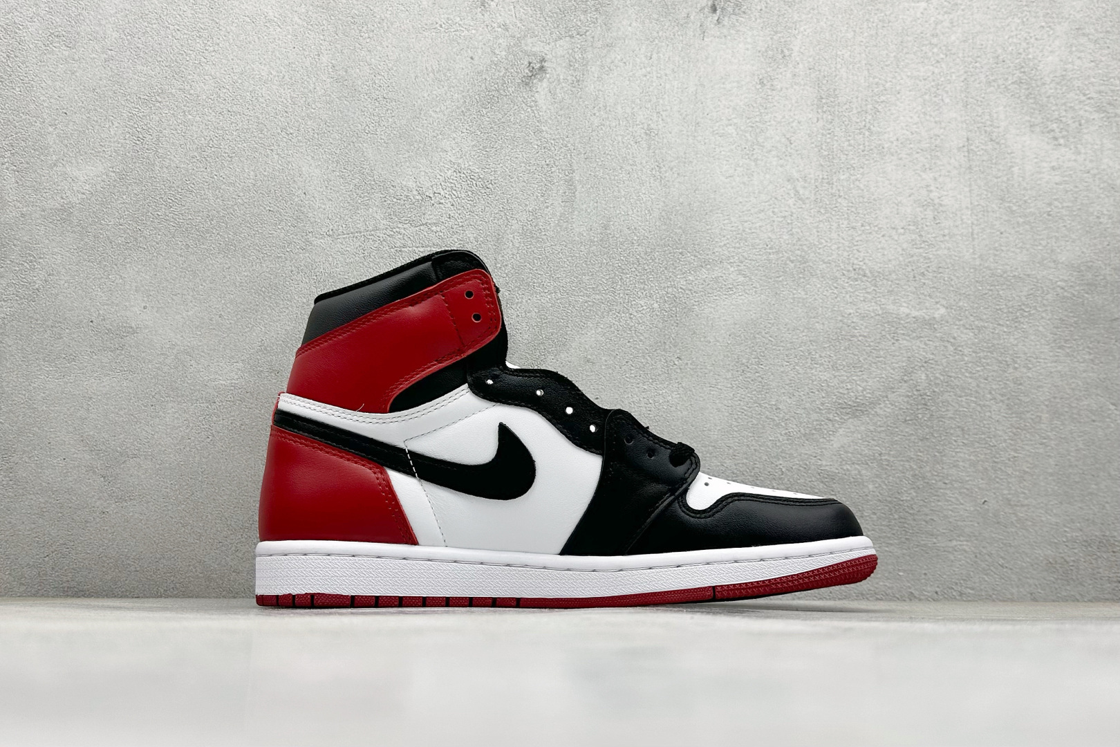 260 新F版AIR Jordan 1 RETRO HIGH 高帮 黑红脚趾 555088-125