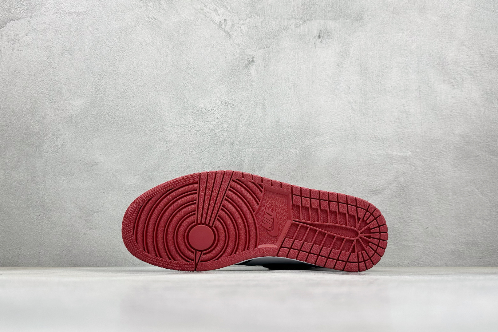 260 新F版AIR Jordan 1 RETRO HIGH 高帮 黑红脚趾 555088-125