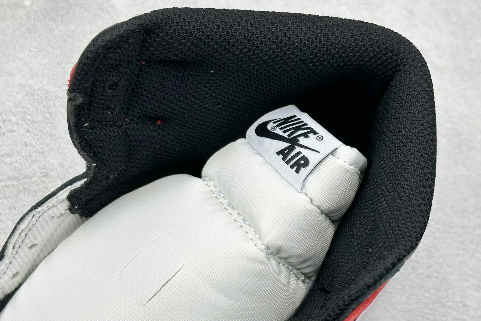 260 新F版AIR Jordan 1 RETRO HIGH 高帮 黑红脚趾 555088-125