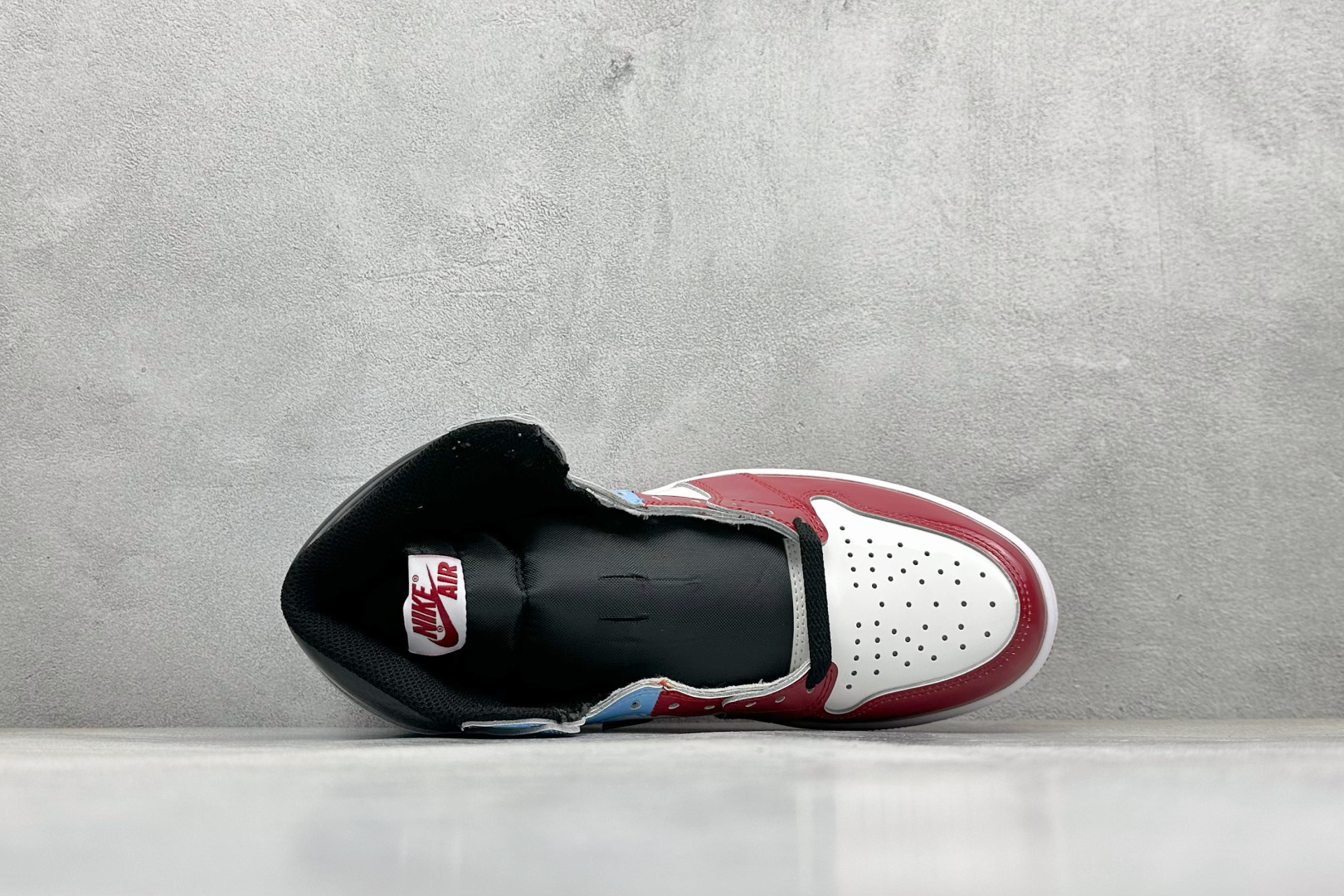 260 新F版AIR Jordan 1 RETRO HIGH 高帮 警灯 CK5666-100