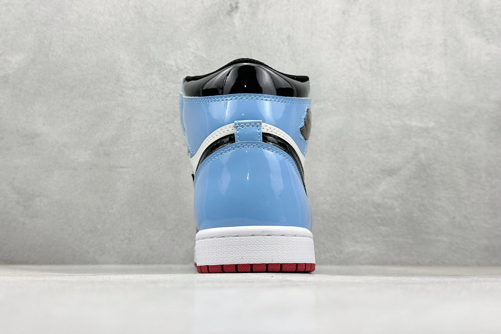 260 新F版AIR Jordan 1 RETRO HIGH 高帮 警灯 CK5666-100