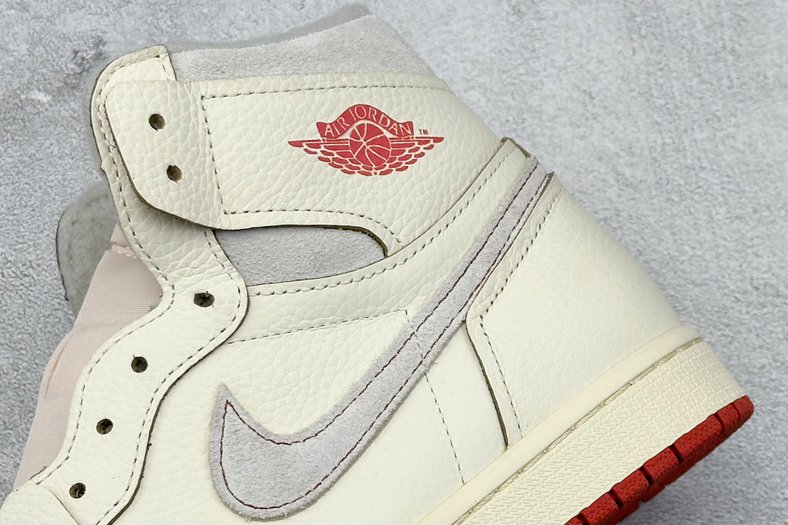 260 新F版AIR Jordan 1 RETRO HIGH 高帮 米橙 DB4612-100