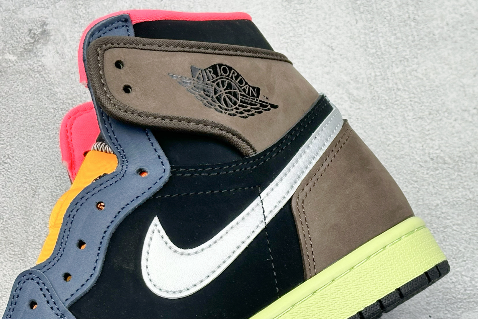 260 新F版AIR Jordan 1 RETRO HIGH 高帮 彩拼 555088-201