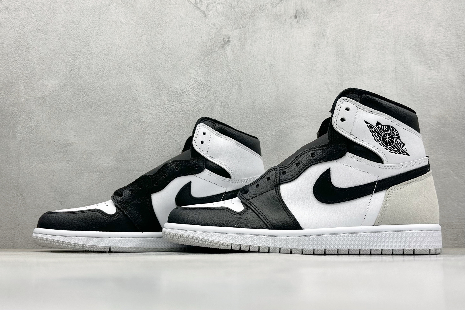 260 新F版AIR Jordan 1 RETRO HIGH 高帮灰爆裂纹 555088-108