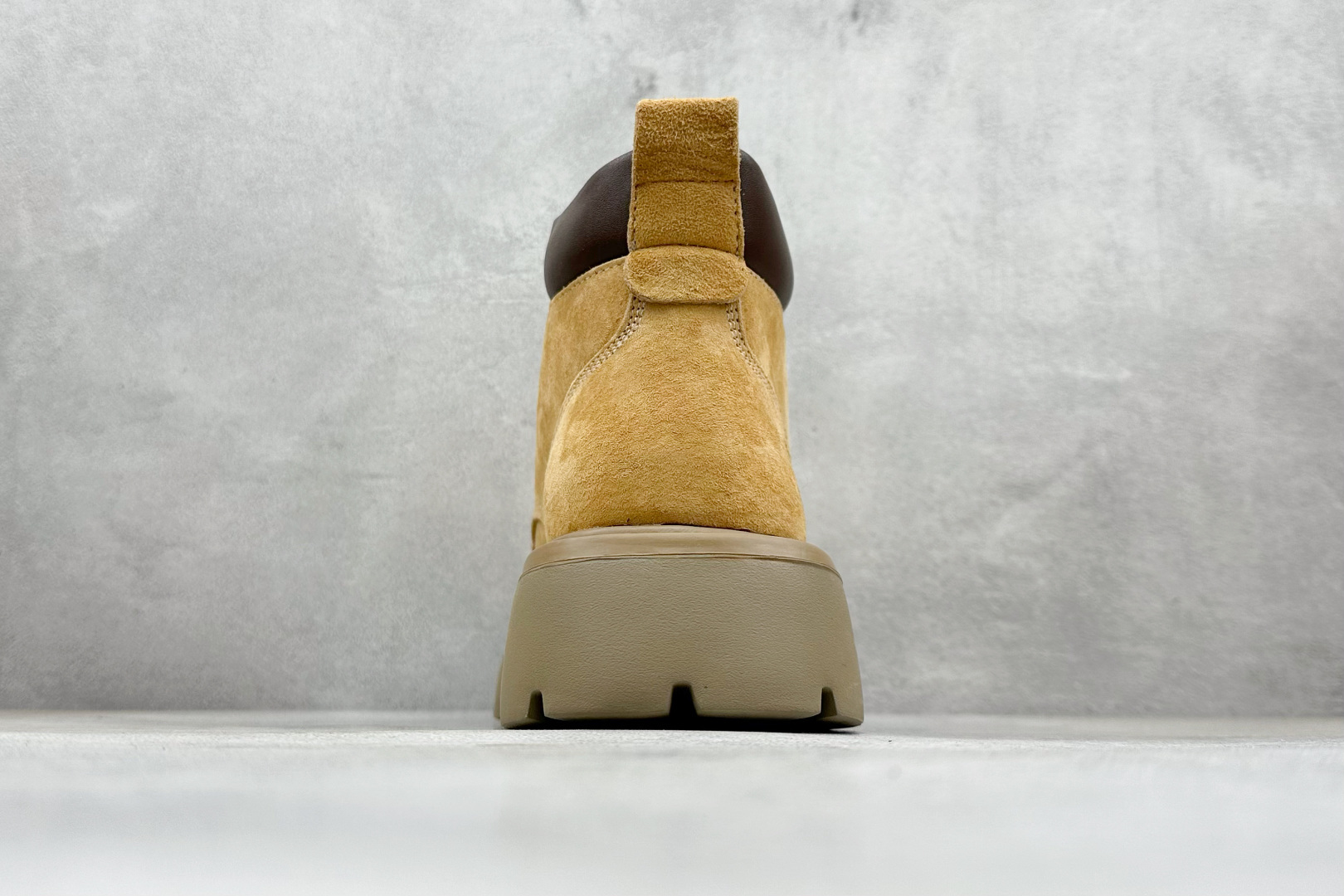 Louis Vuitton 路易威登 LV秋冬新款轻底休闲大黄靴