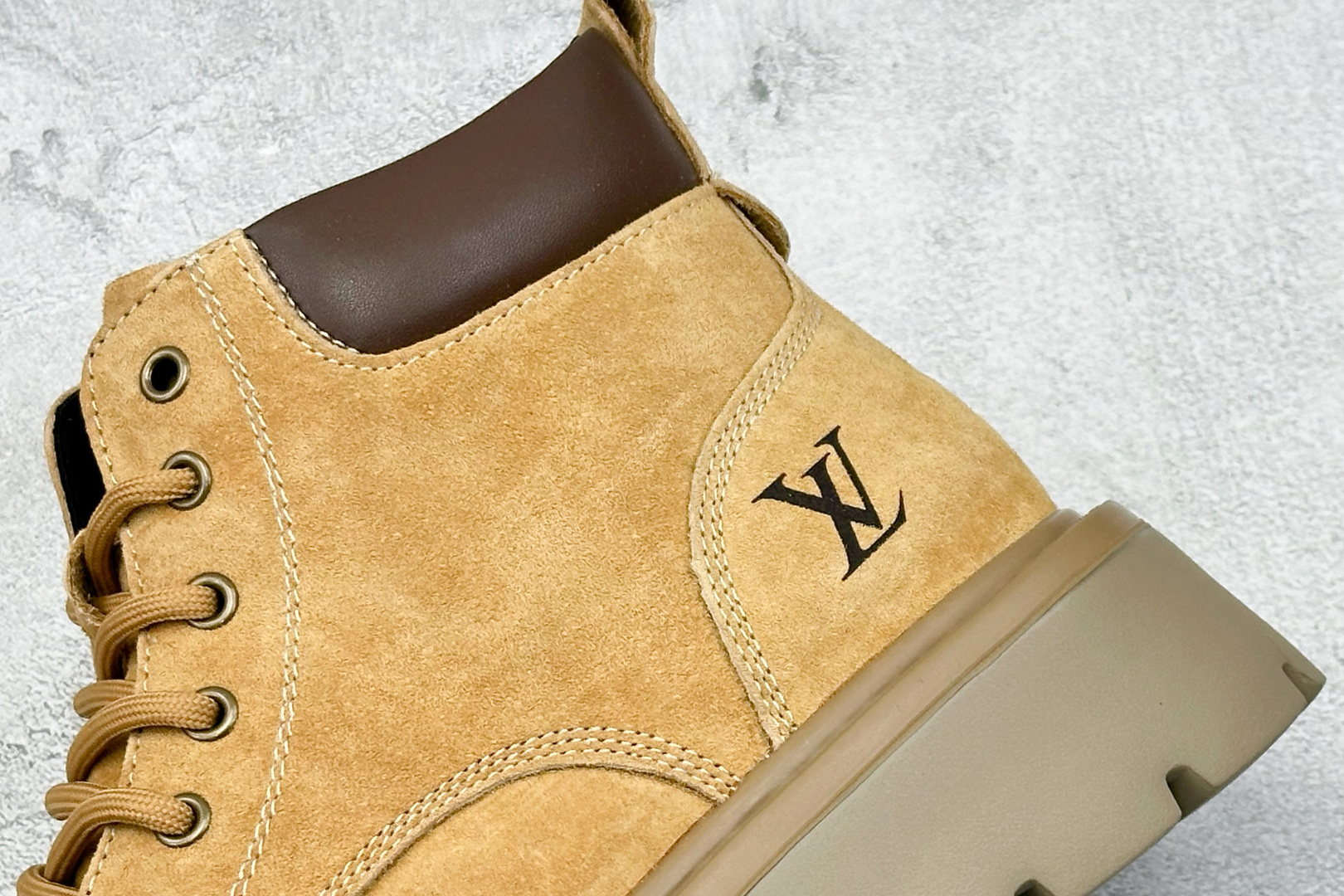 Louis Vuitton 路易威登 LV秋冬新款轻底休闲大黄靴