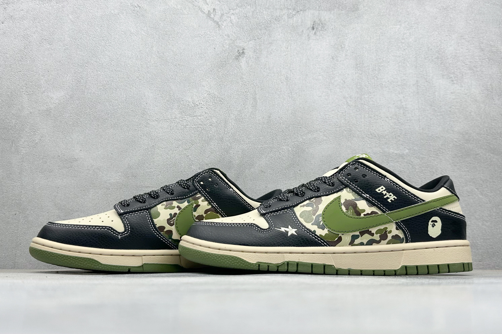 280 Nike SB Dunk Low 猿人头联名 周年高端定制 低帮休闲板鞋 SJ8888-003