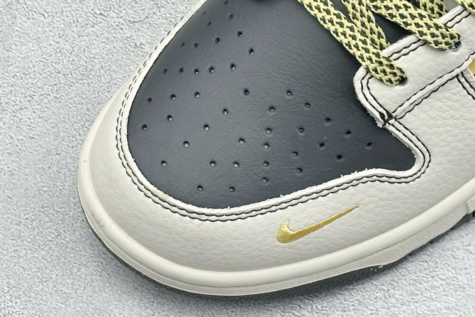 280 Nike SB Dunk Low 斯图西联名 周年高端定制 低帮休闲板鞋 DD1988-091