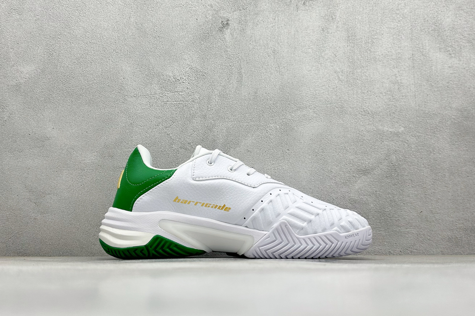 210 Adidas Barricade 13 M LEATHER 百搭舒适 防滑耐磨低帮网球鞋 JP7237