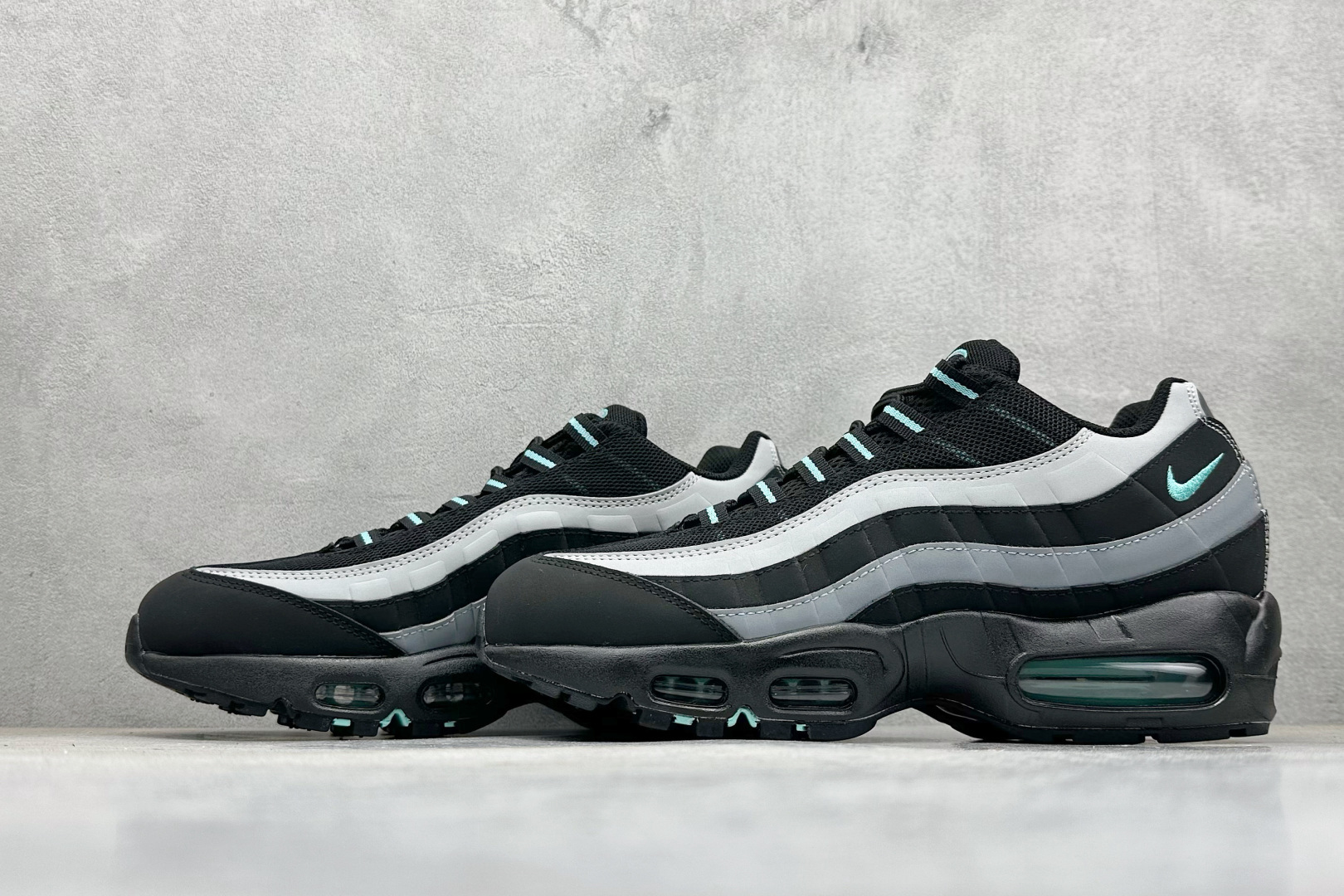 200 Nike Air Max 95 复古减震气垫跑鞋 IB2871-002-Chinese UA Cheap High Quatity Brand Clothes Bags handbags Sneakers wholesale wholesaler seller from China Factory suppliers Fashion Clothing Shoes best Quality Beautiful Price 200 Nike Air Max 95 复古减震气垫跑鞋 IB2871-002