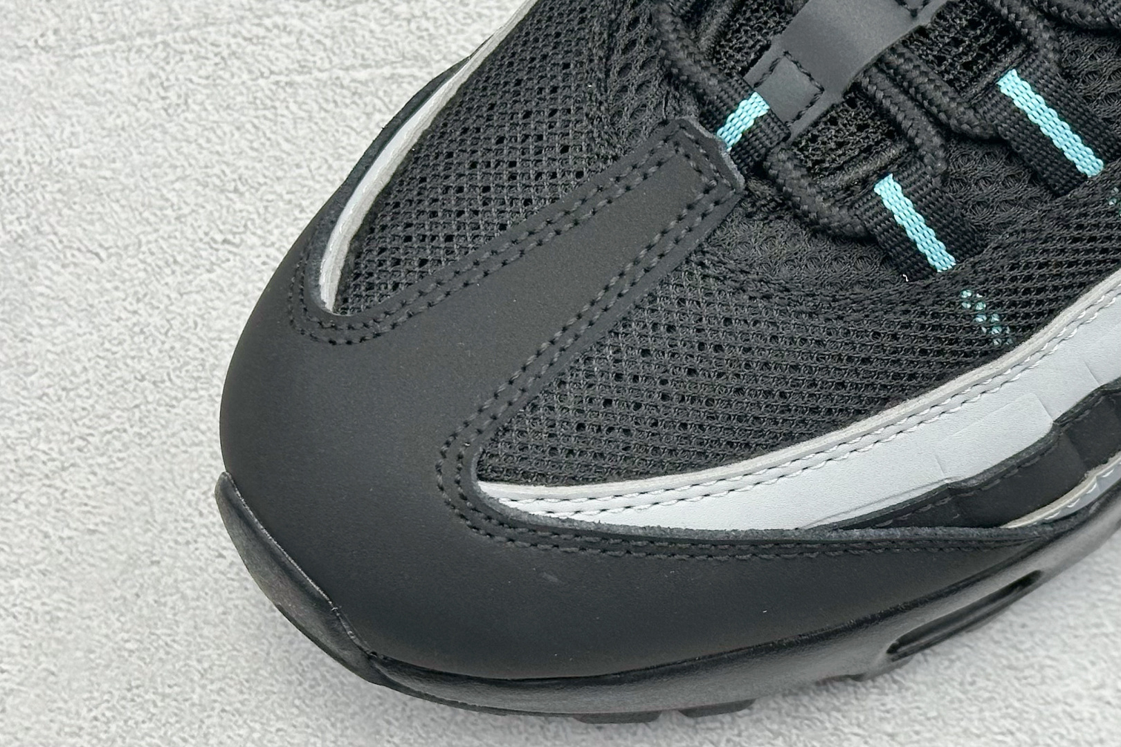 200 Nike Air Max 95 复古减震气垫跑鞋 IB2871-002-Chinese UA Cheap High Quatity Brand Clothes Bags handbags Sneakers wholesale wholesaler seller from China Factory suppliers Fashion Clothing Shoes best Quality Beautiful Price 200 Nike Air Max 95 复古减震气垫跑鞋 IB2871-002