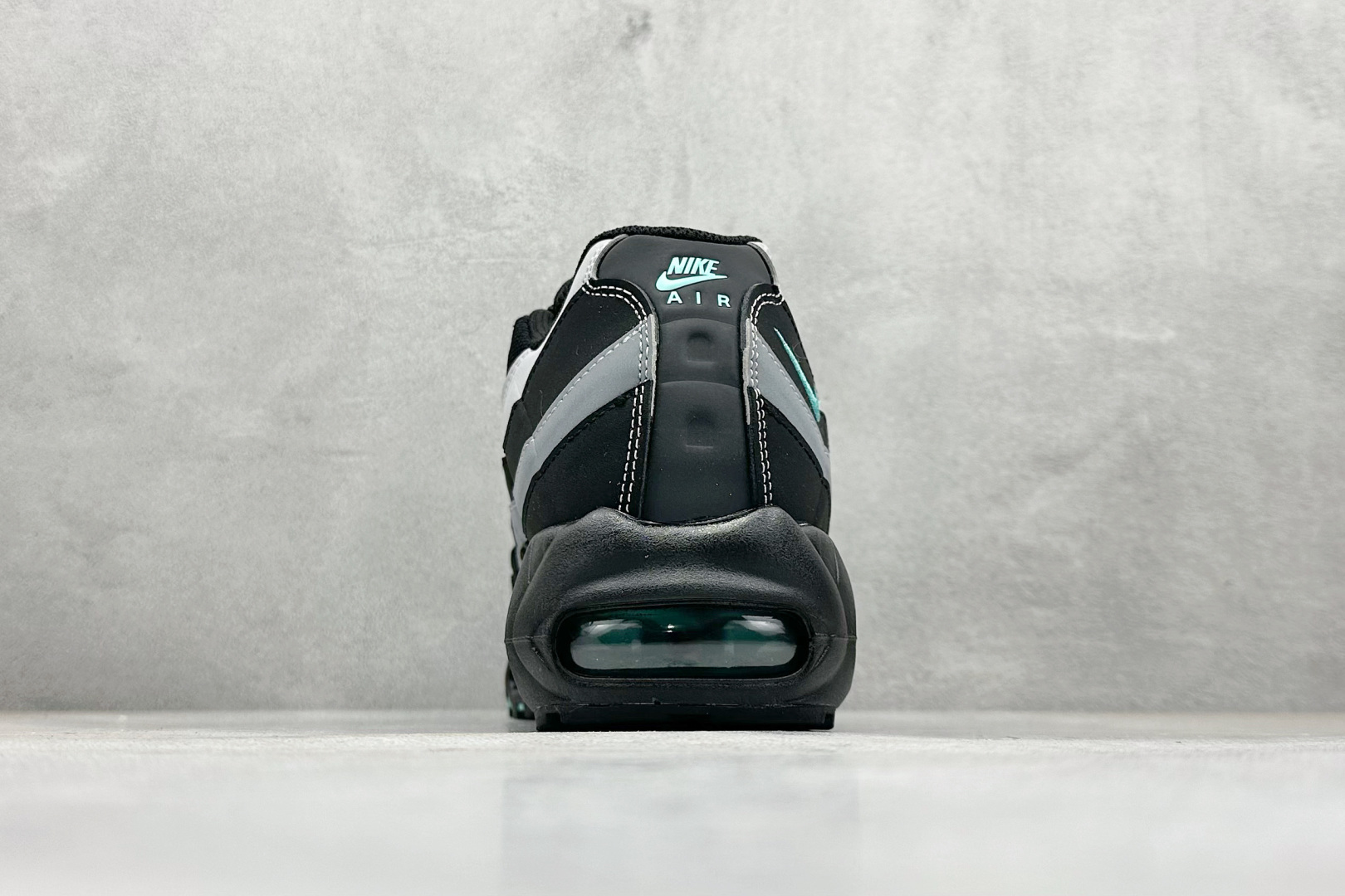 200 Nike Air Max 95 复古减震气垫跑鞋 IB2871-002-Chinese UA Cheap High Quatity Brand Clothes Bags handbags Sneakers wholesale wholesaler seller from China Factory suppliers Fashion Clothing Shoes best Quality Beautiful Price 200 Nike Air Max 95 复古减震气垫跑鞋 IB2871-002