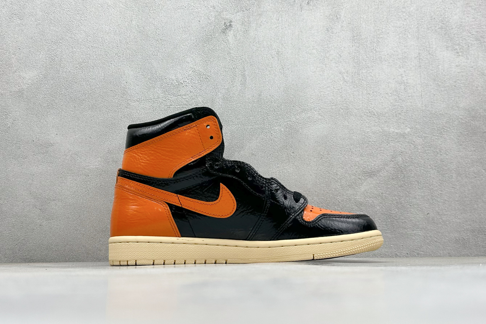 🌹 终端放店新F版AIR Jordan 1 RETRO HIGH OG 高帮猪油原装纸板原楦开发 极致鞋