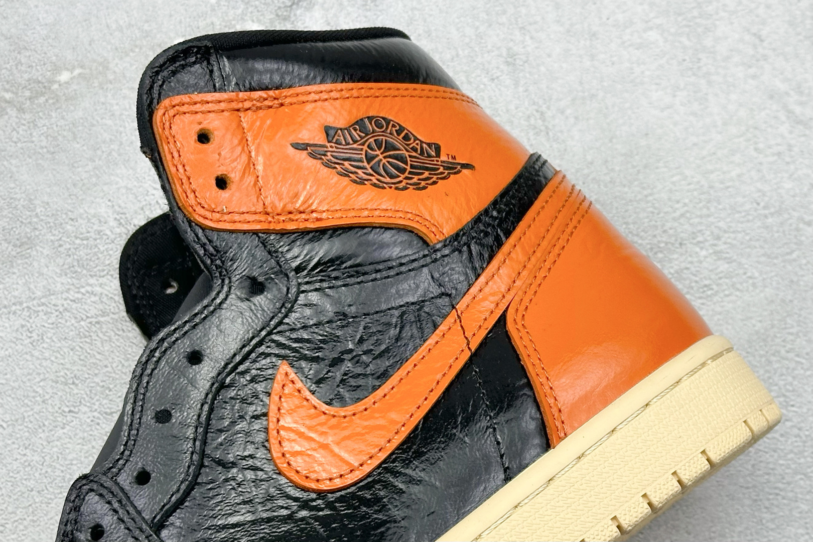 🌹 终端放店新F版AIR Jordan 1 RETRO HIGH OG 高帮猪油原装纸板原楦开发 极致鞋