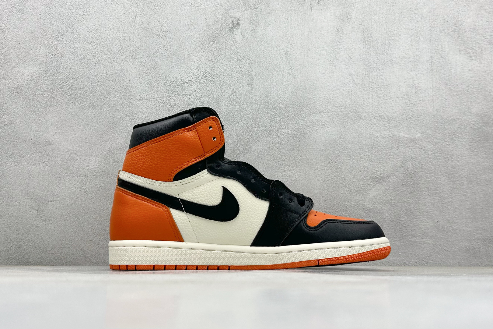 🌹 终端放店新F版AIR Jordan 1 RETRO HIGH OG 高帮黑扣碎原装纸板原楦开发 极致