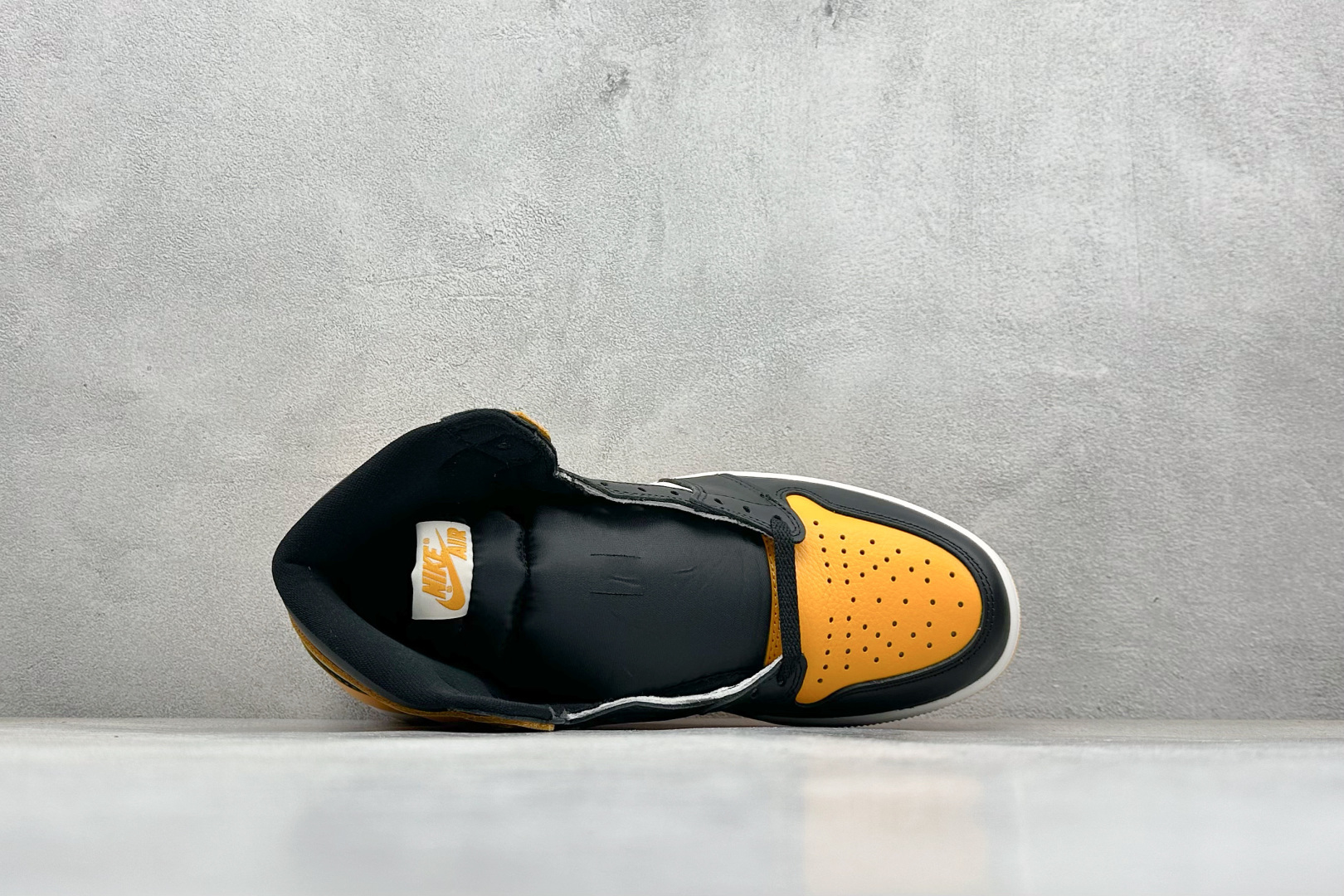 🌹 终端放店新F版AIR Jordan 1 RETRO HIGH OG 高帮黄脚趾原装纸板原楦开发 极致