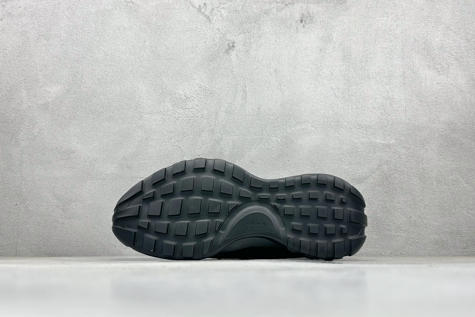 280 ECCO爱步老爹鞋男士夏季新款 全头层百搭潮流户外运动鞋 415228-010-Chinese UA Cheap High Quatity Brand Clothes Bags handbags Sneakers wholesale wholesaler seller from China Factory suppliers Fashion Clothing Shoes best Quality Beautiful Price 280 ECCO爱步老爹鞋男士夏季新款 全头层百搭潮流户外运动鞋 415228-010