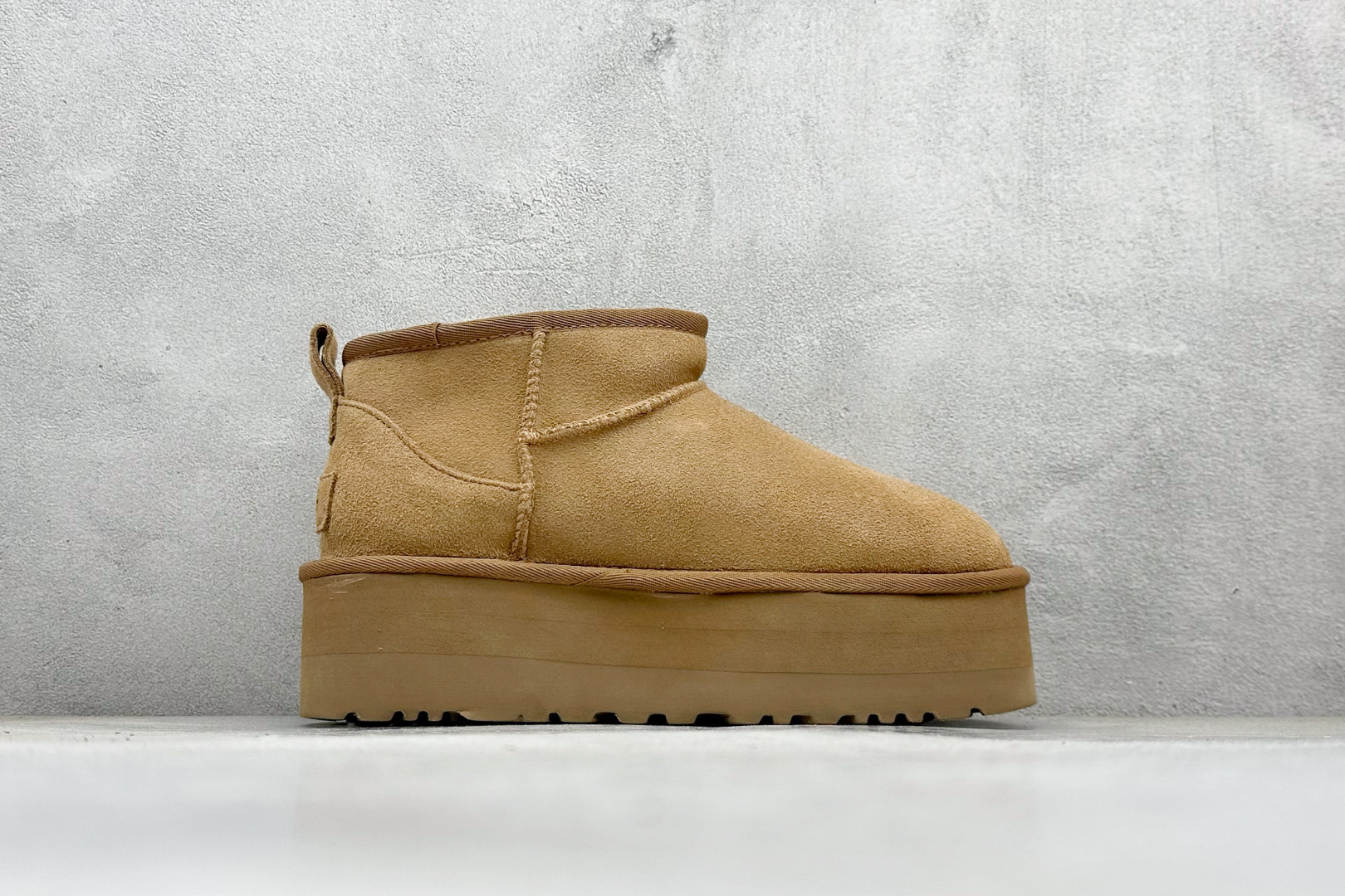 260 市面顶级版本 UGG Mini厚底短筒5cm 小红书爆款 1135092