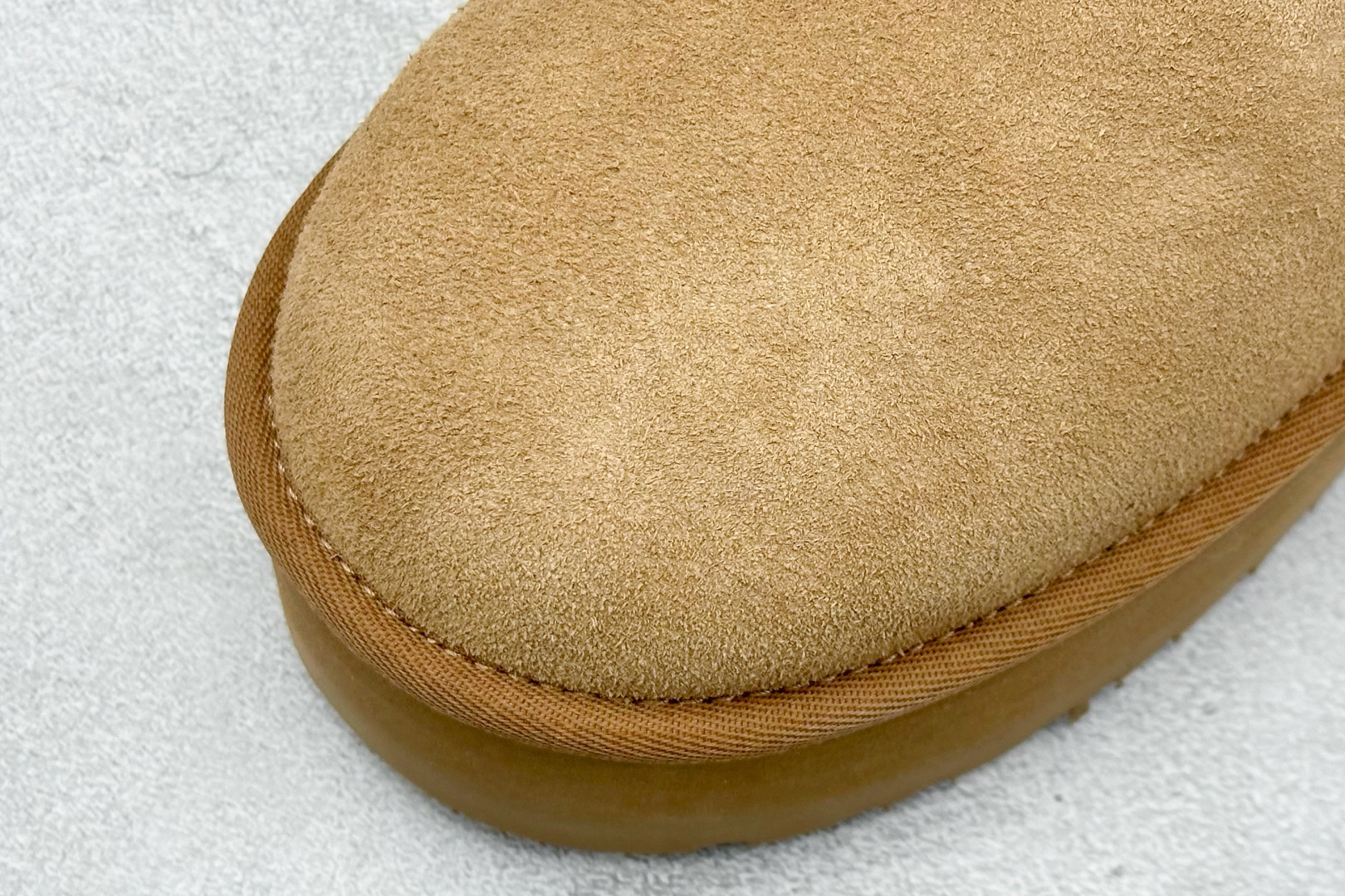 260 市面顶级版本 UGG Mini厚底短筒5cm 小红书爆款 1135092