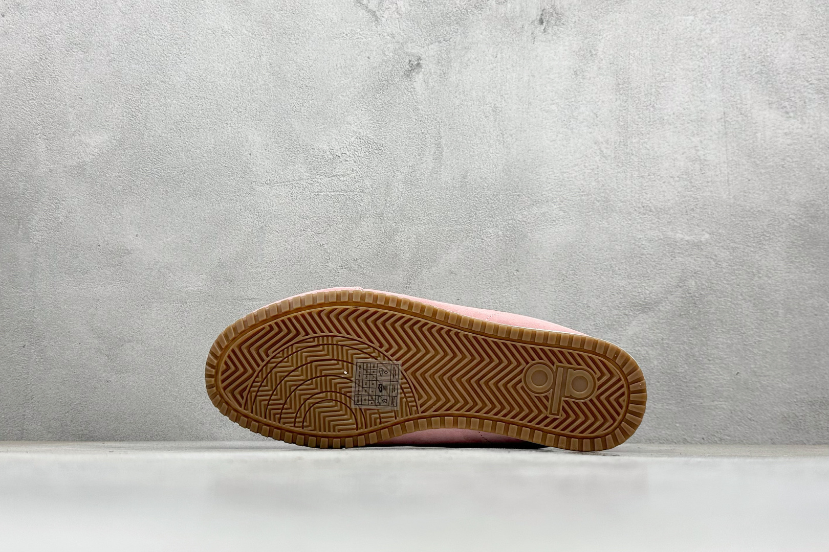 200 K版Alo Yoga Sunset Sneaker 徳训生活休闲鞋 A0891U-GREEN-Chinese UA Cheap High Quatity Brand Clothes Bags handbags Sneakers wholesale wholesaler seller from China Factory suppliers Fashion Clothing Shoes best Quality Beautiful Price 200 K版Alo Yoga Sunset Sneaker 徳训生活休闲鞋 A0891U-GREEN