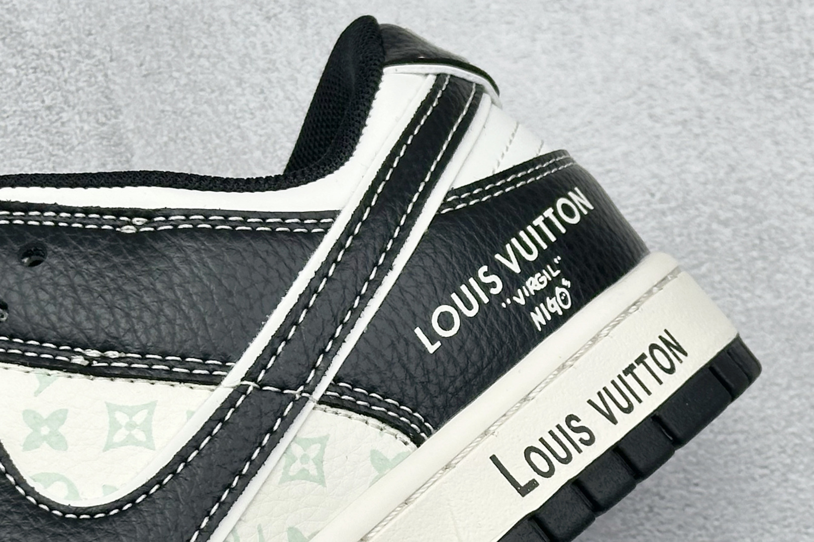 280 Nike SB Dunk Low“ LV联名——米黑印花” 周年高端定制 低帮休闲板鞋 HT5088-608