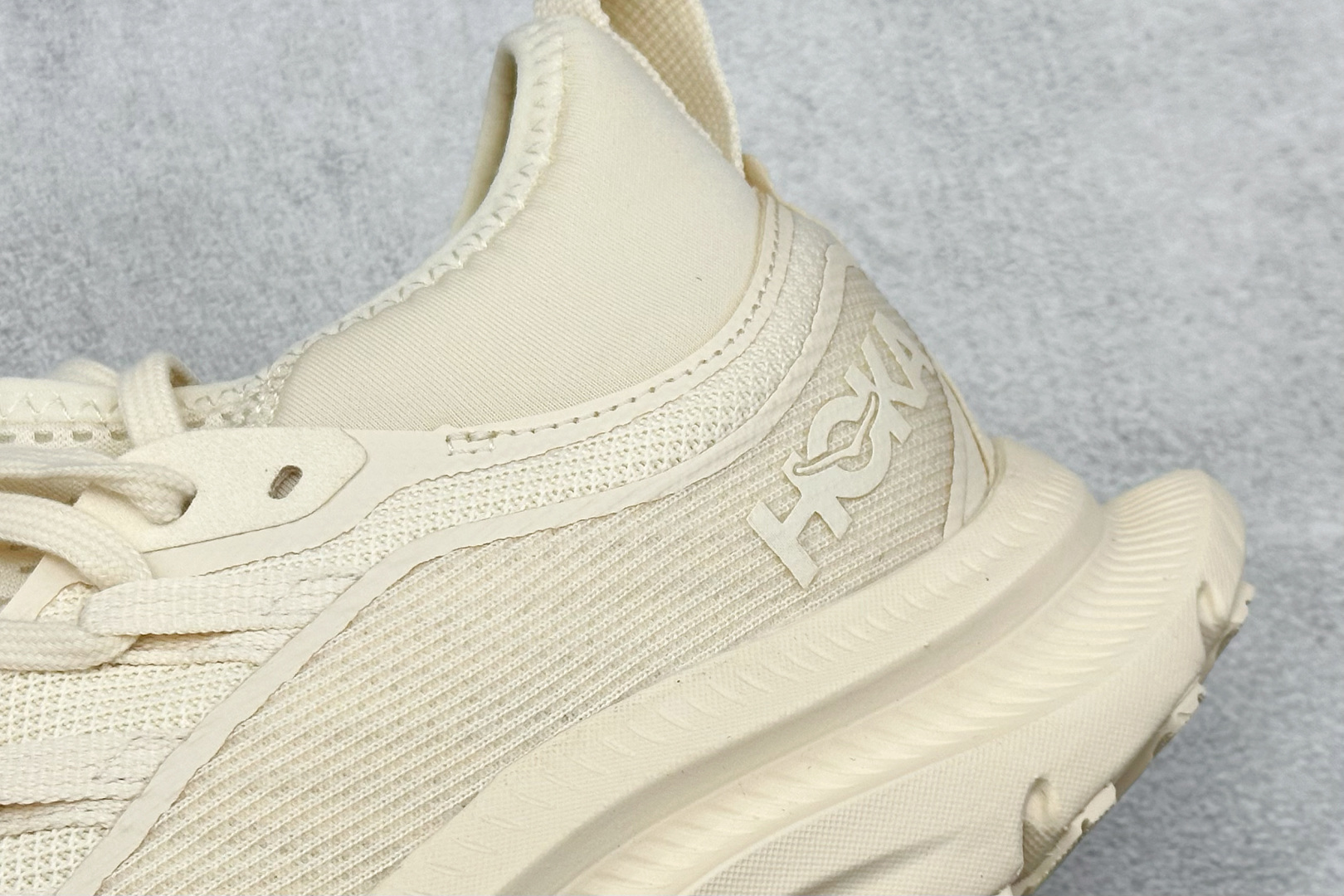 230 HOKA M KAWANA MID 中帮户外山脉越野轻量运动跑鞋 1169290-ABST