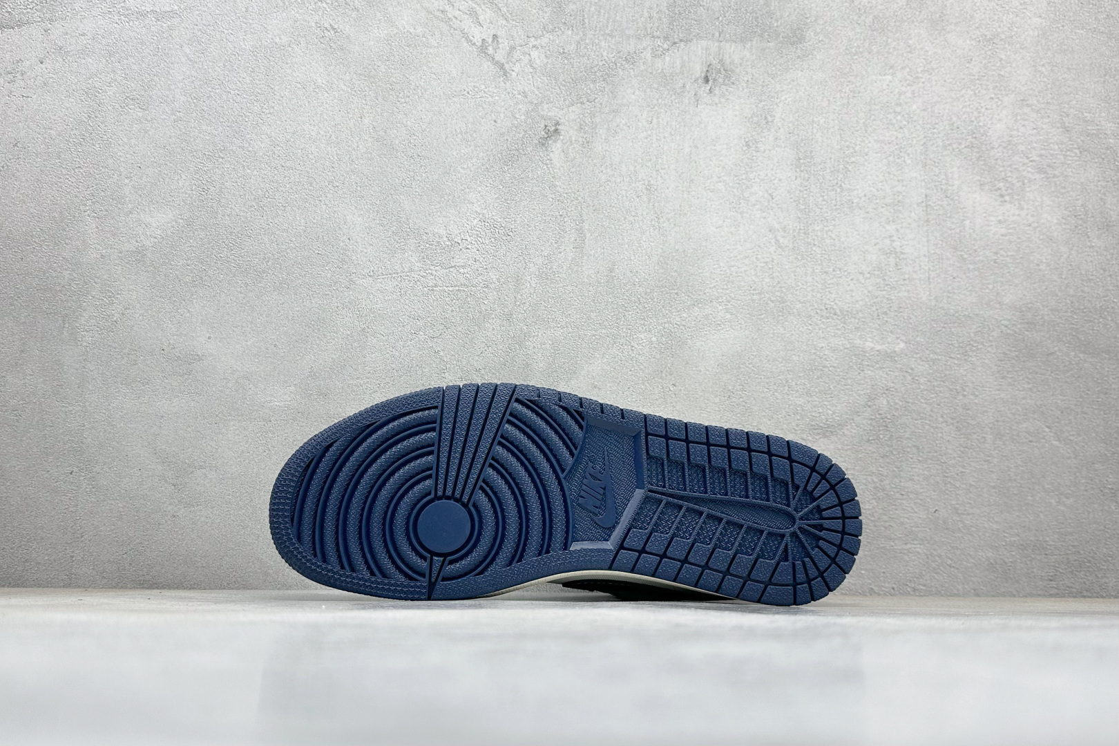 280 XC版Nike Jordan Air Jordan 1 x Stussy 蓝棕白小勾 LR8888-015