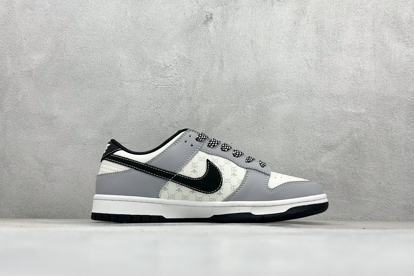 280 XC版Nike SB Dunk Low 古驰联名 浅灰黑勾 周年高端定制 低帮休闲板鞋 CS1688-134