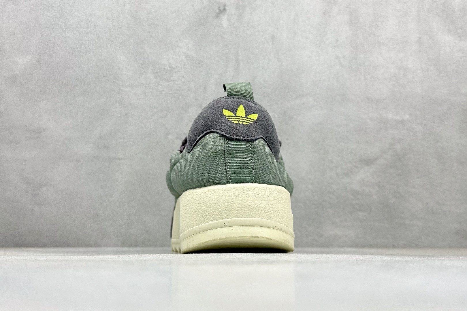 120 YH版Adidas originals Puffylette 一脚蹬舒适 减震防滑耐磨 低帮 生活休闲棉鞋 IF3957