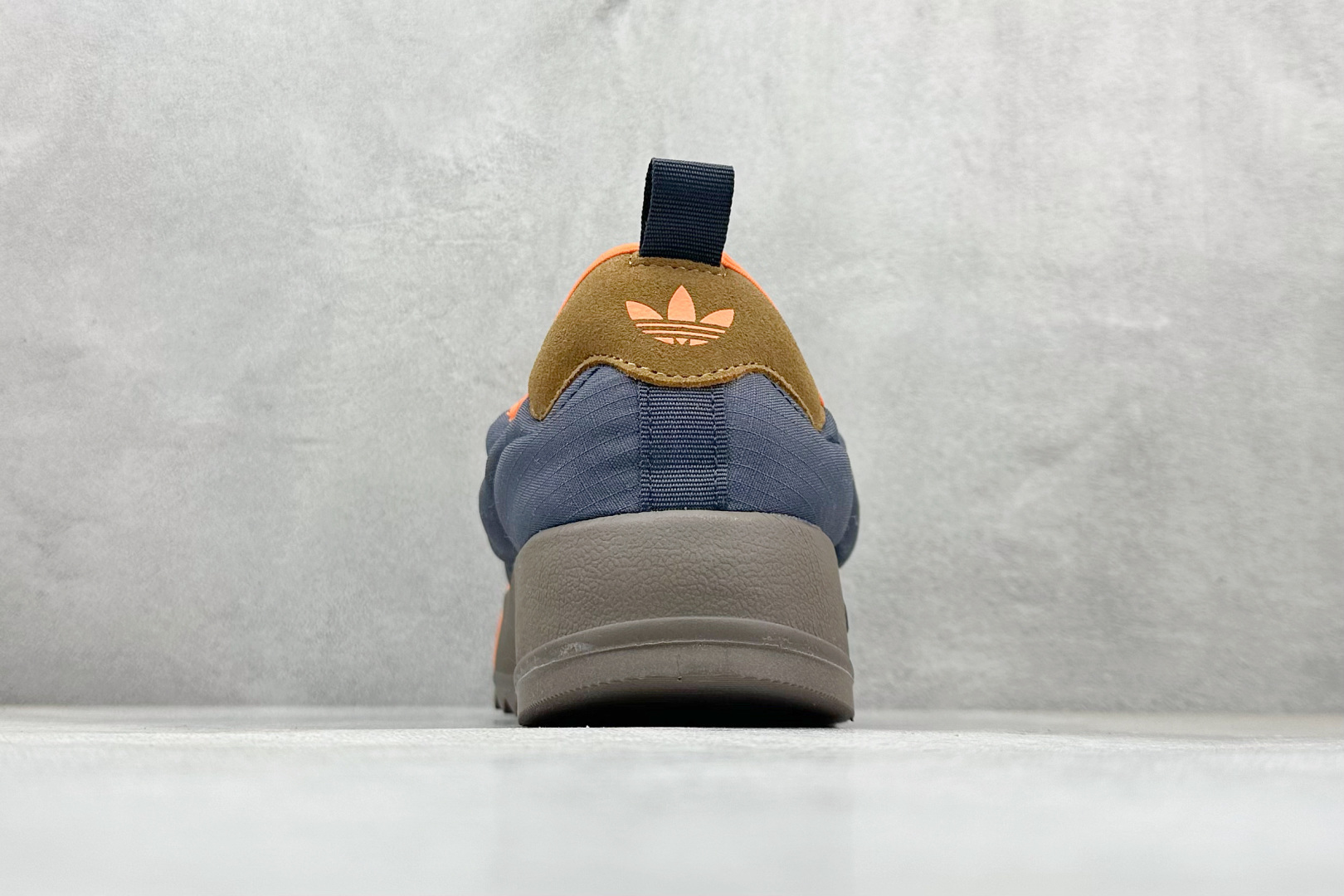 YH版Adidas originals Puffylette 一脚蹬舒适 减震防滑耐磨 低帮 生活休闲棉鞋 IF3956 YH版Adidas originals Puffylette 一脚蹬舒适 减震防滑耐磨 低帮 生活休闲棉鞋 IF3956